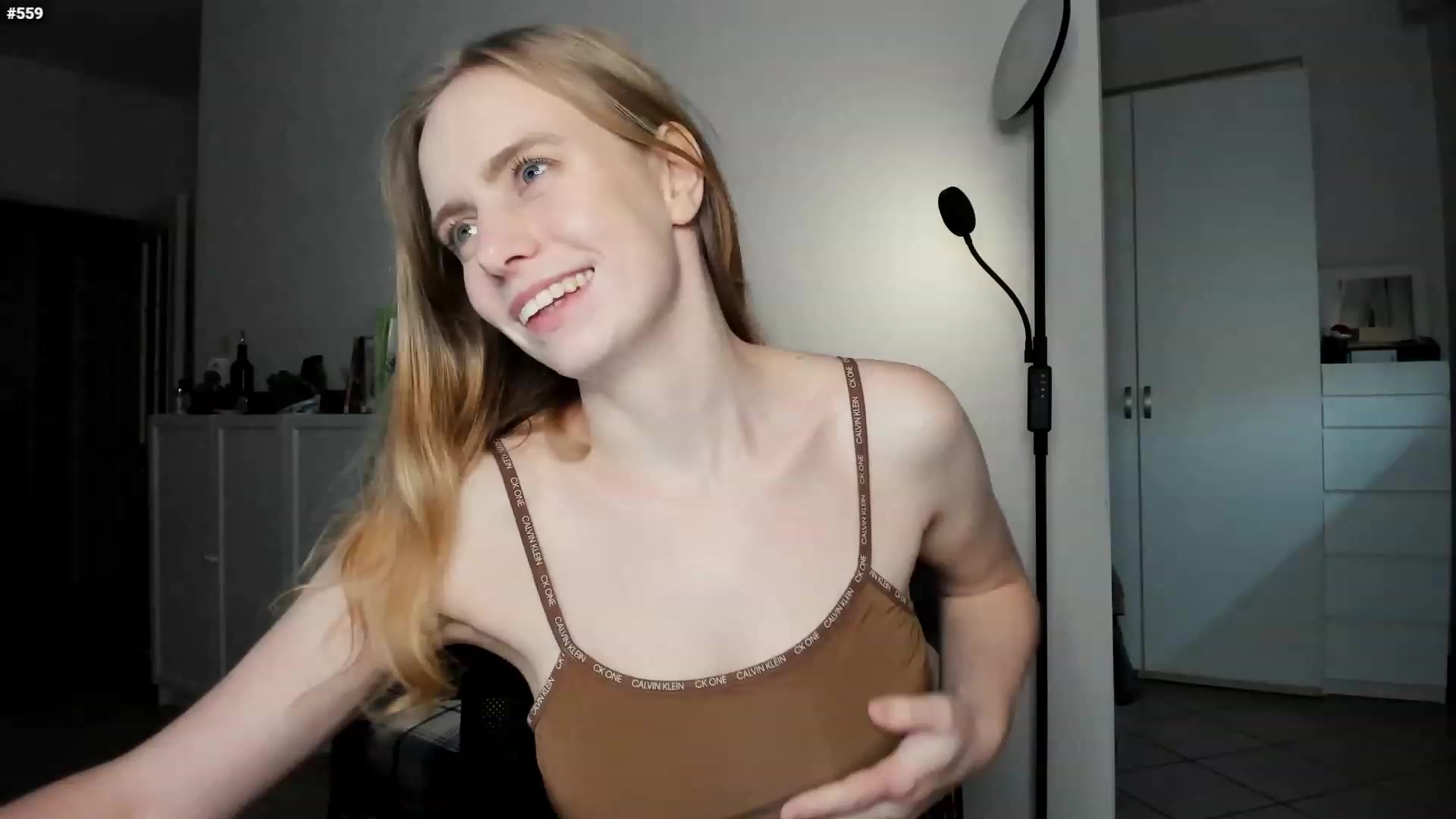 Gallery image thumbnail from Personage's myfreecams stream on, 12/06/2022, 14:43 image 20 of 20