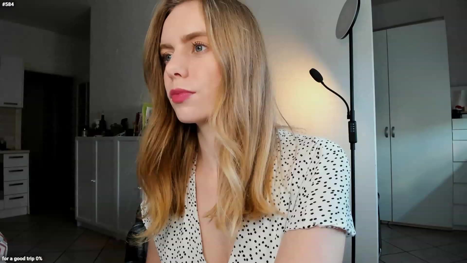 Gallery image thumbnail from Personage's myfreecams stream on, 12/07/2022, 15:28 image 3 of 20