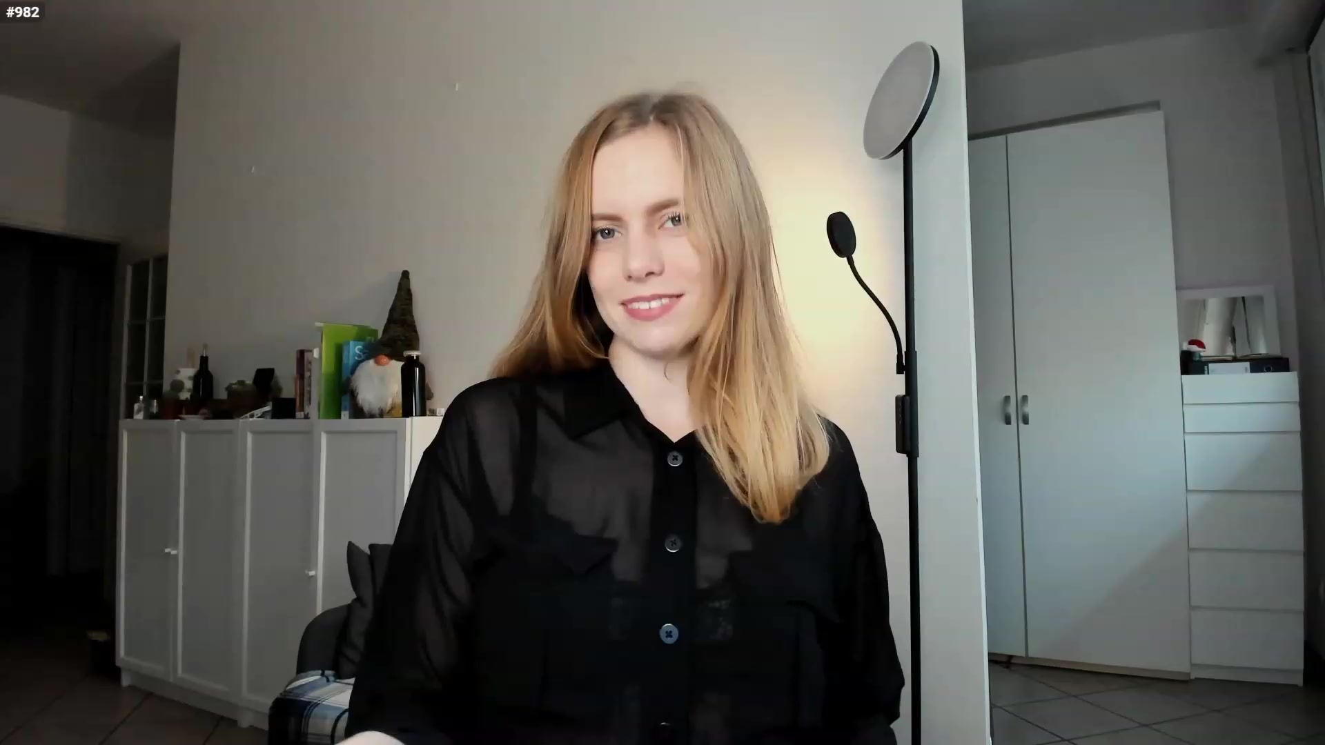 Gallery image thumbnail from Personage's myfreecams stream on, 12/12/2022, 14:00 image 8 of 20