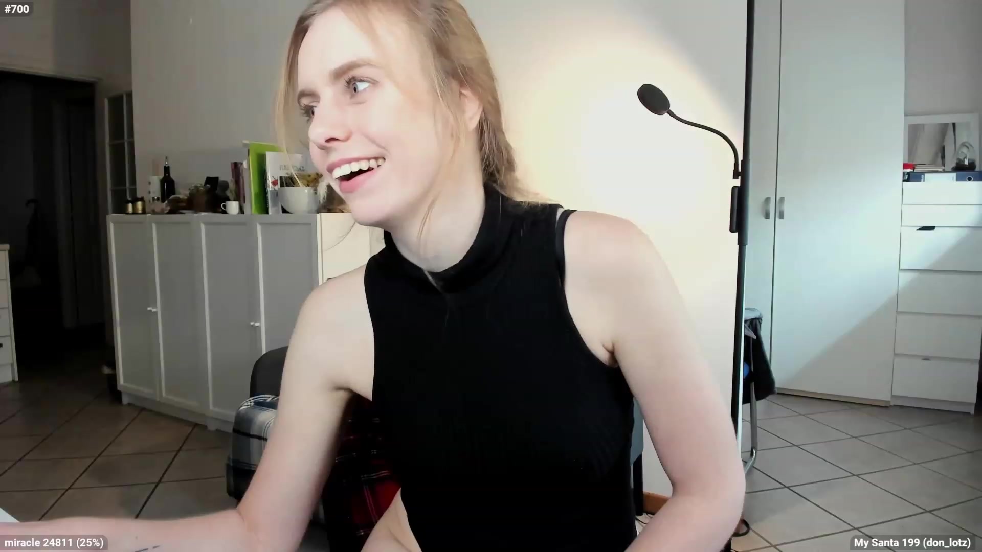 Gallery image thumbnail from Personage's myfreecams stream on, 12/20/2022, 14:12 image 19 of 20