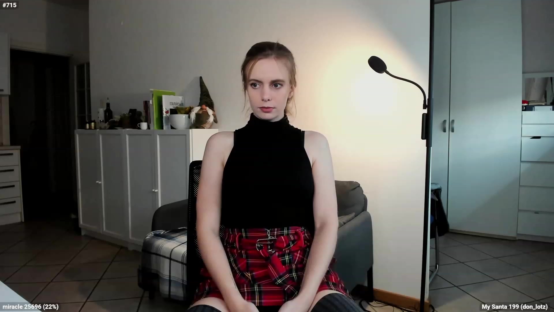 Gallery image thumbnail from Personage's myfreecams stream on, 12/20/2022, 14:12 image 2 of 20
