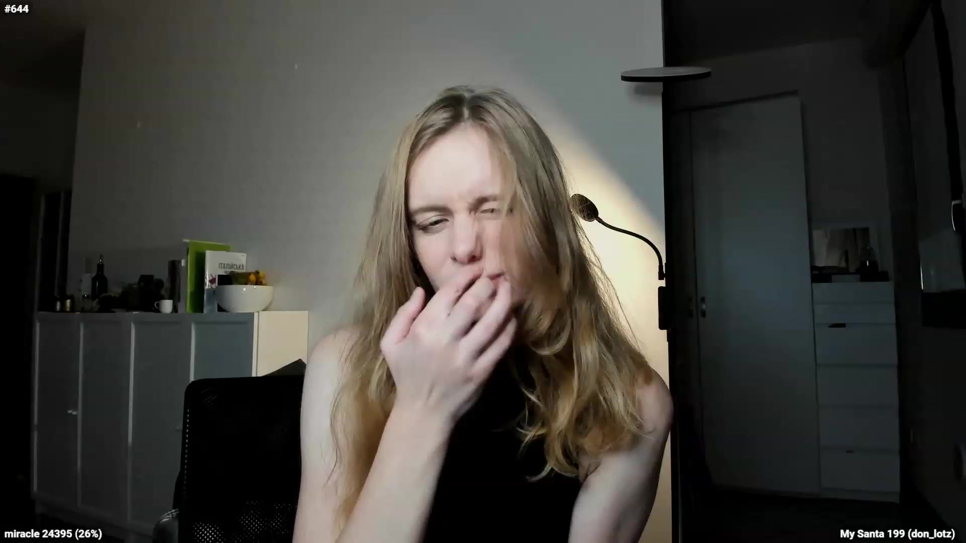 Gallery image thumbnail from Personage's myfreecams stream on, 12/20/2022, 16:16 image 15 of 20