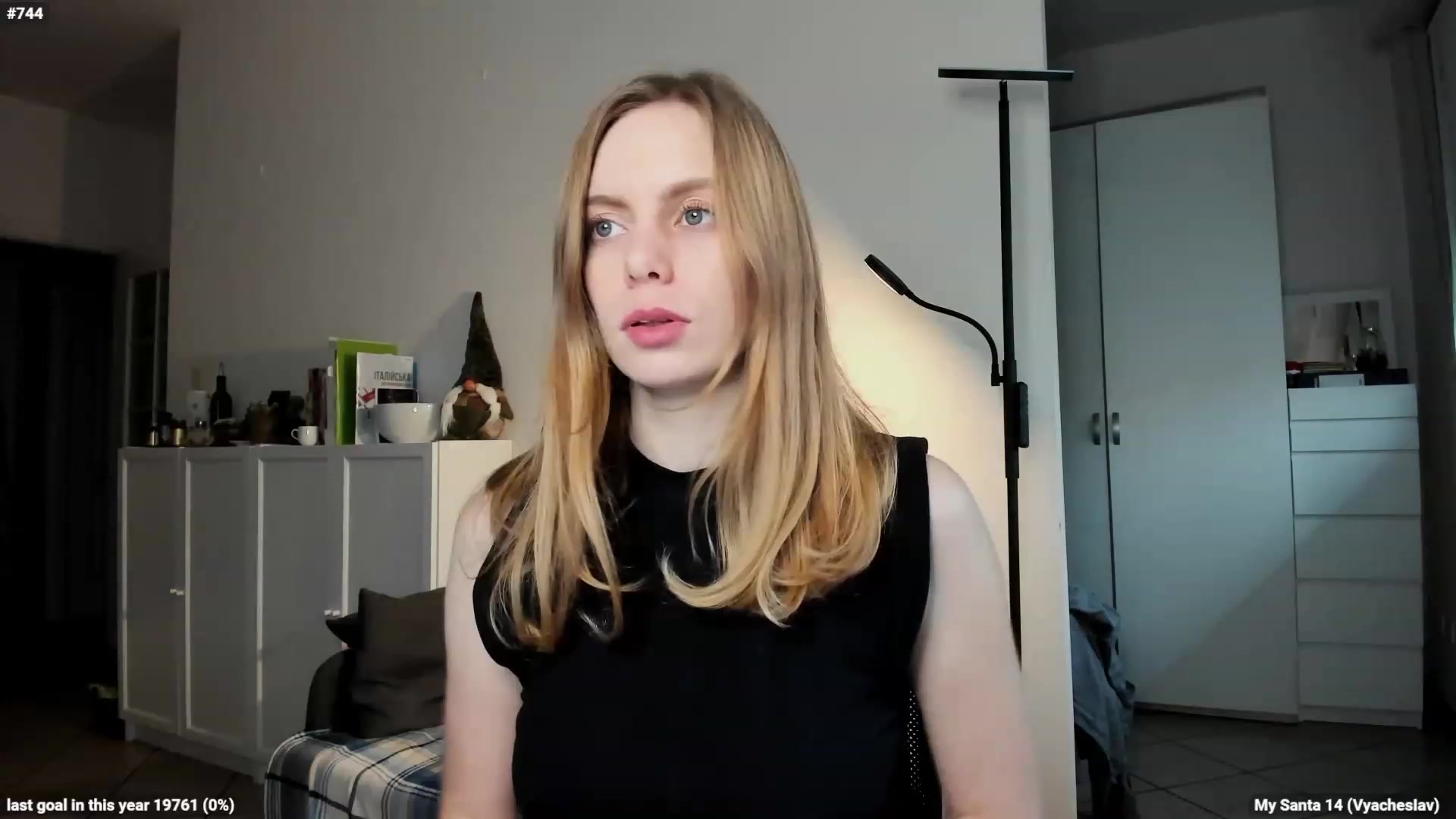 Gallery image thumbnail from Personage's myfreecams stream on, 12/23/2022, 11:54 image 9 of 20
