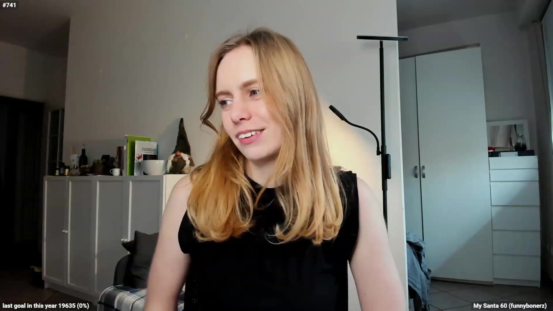 Gallery image thumbnail from Personage's myfreecams stream on, 12/23/2022, 11:54 image 15 of 20