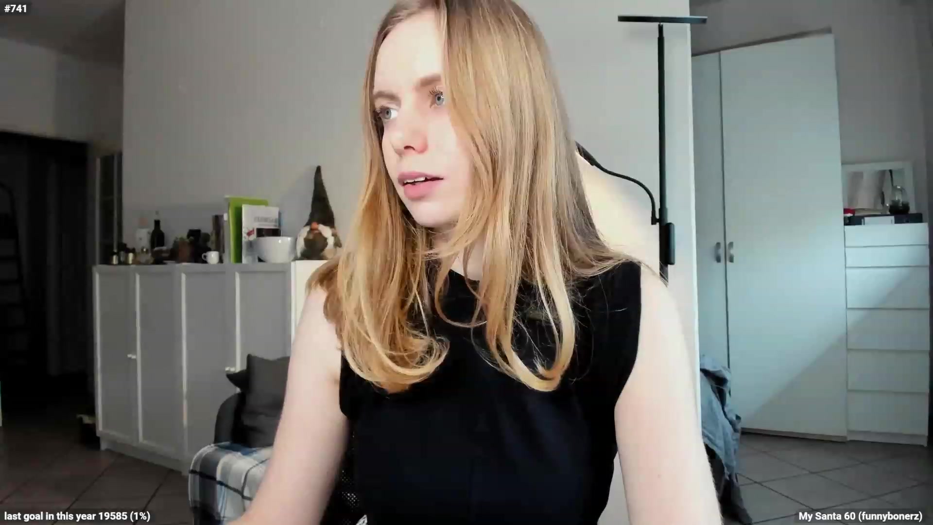 Gallery image thumbnail from Personage's myfreecams stream on, 12/23/2022, 11:54 image 18 of 20