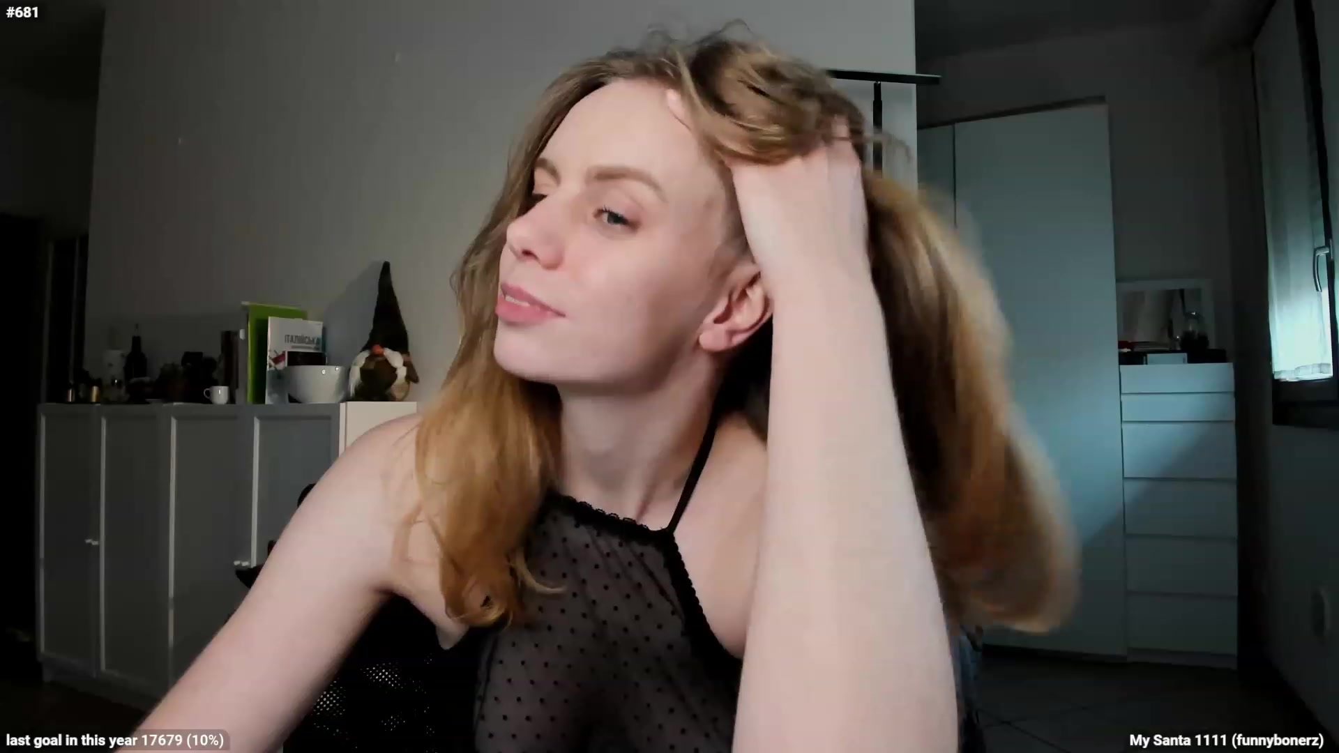 Gallery image thumbnail from Personage's myfreecams stream on, 12/23/2022, 13:06 image 15 of 20