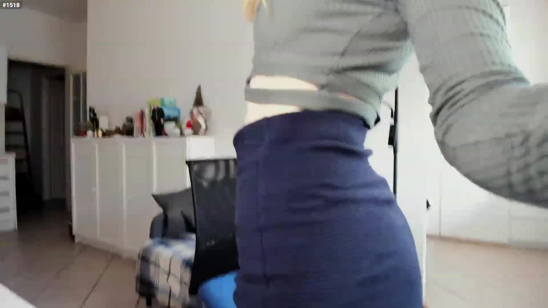 Gallery image thumbnail from Personage's myfreecams stream on, 01/02/2023, 15:53 image 7 of 20