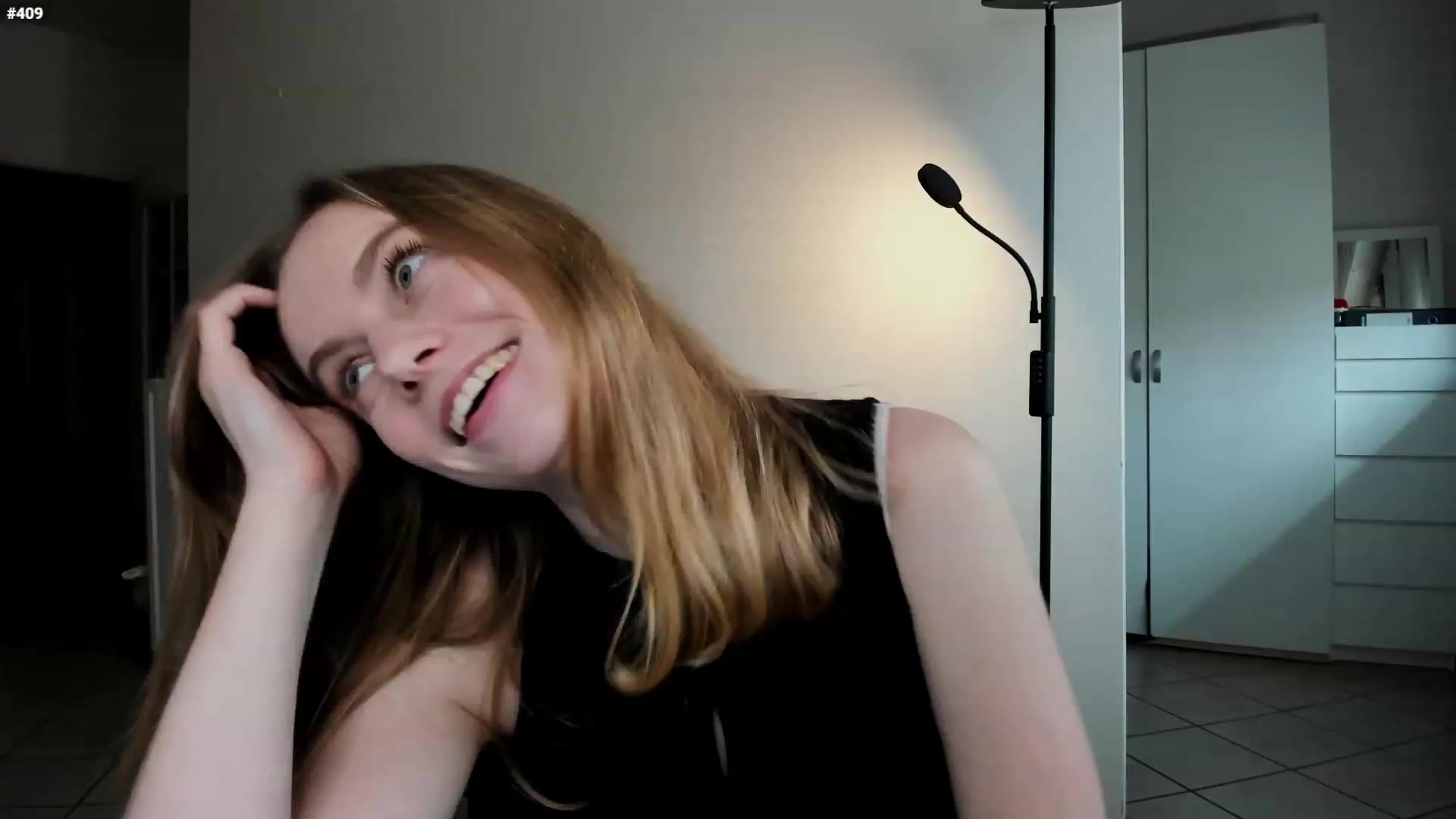 Gallery image thumbnail from Personage's myfreecams stream on, 01/05/2023, 15:55 image 5 of 20