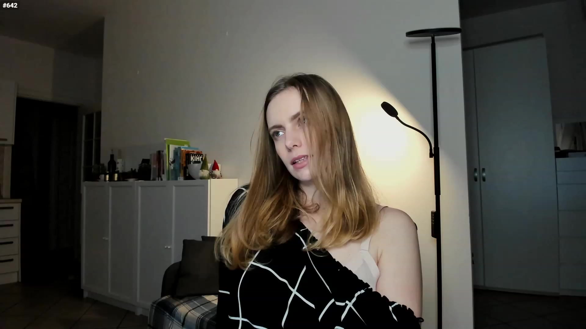 Gallery image thumbnail from Personage's myfreecams stream on, 01/08/2023, 17:02 image 2 of 20