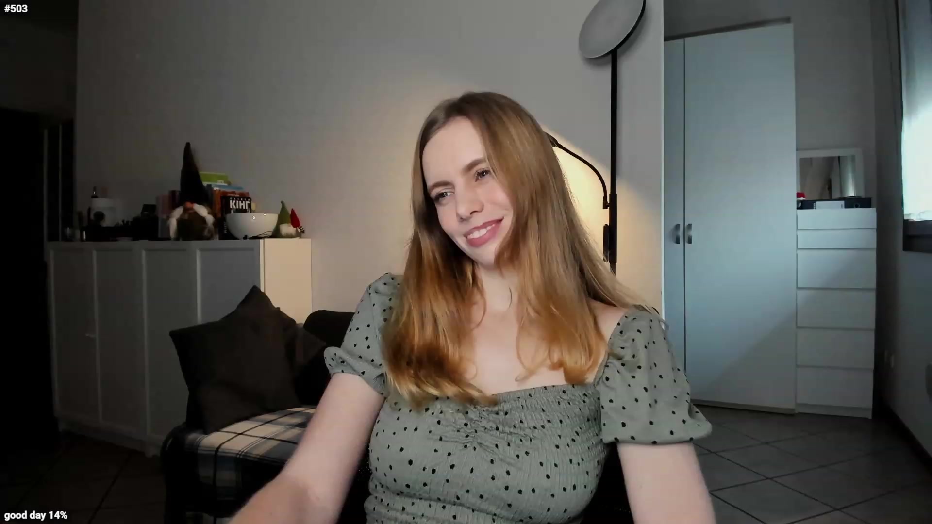 Gallery image thumbnail from Personage's myfreecams stream on, 01/17/2023, 14:40 image 14 of 20