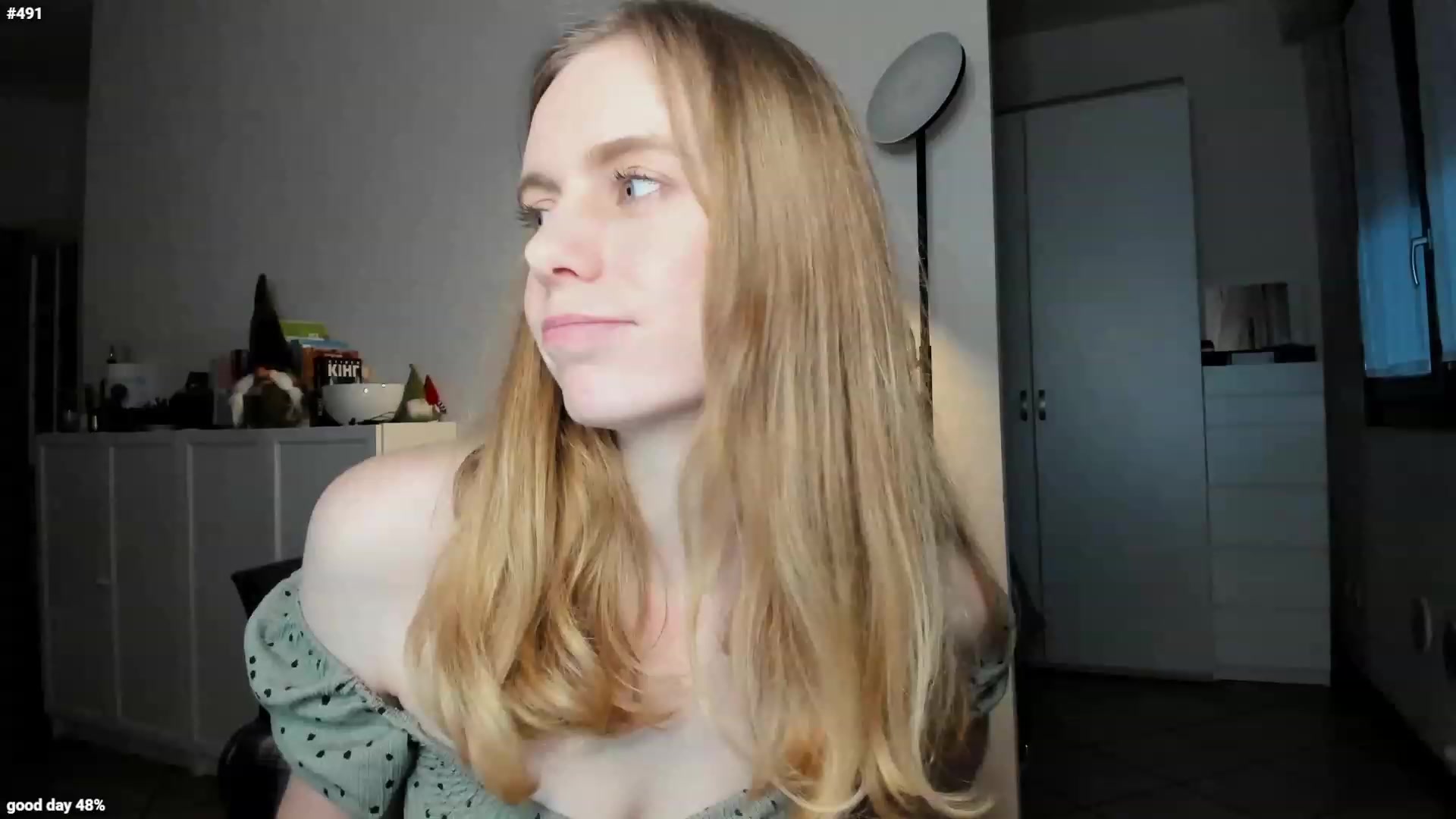 Gallery image thumbnail from Personage's myfreecams stream on, 01/17/2023, 16:07 image 18 of 20