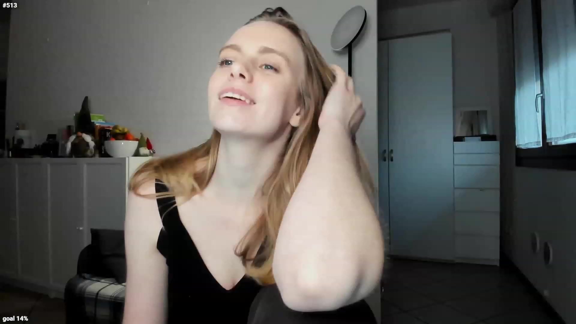 Gallery image thumbnail from Personage's myfreecams stream on, 01/18/2023, 16:11 image 10 of 20
