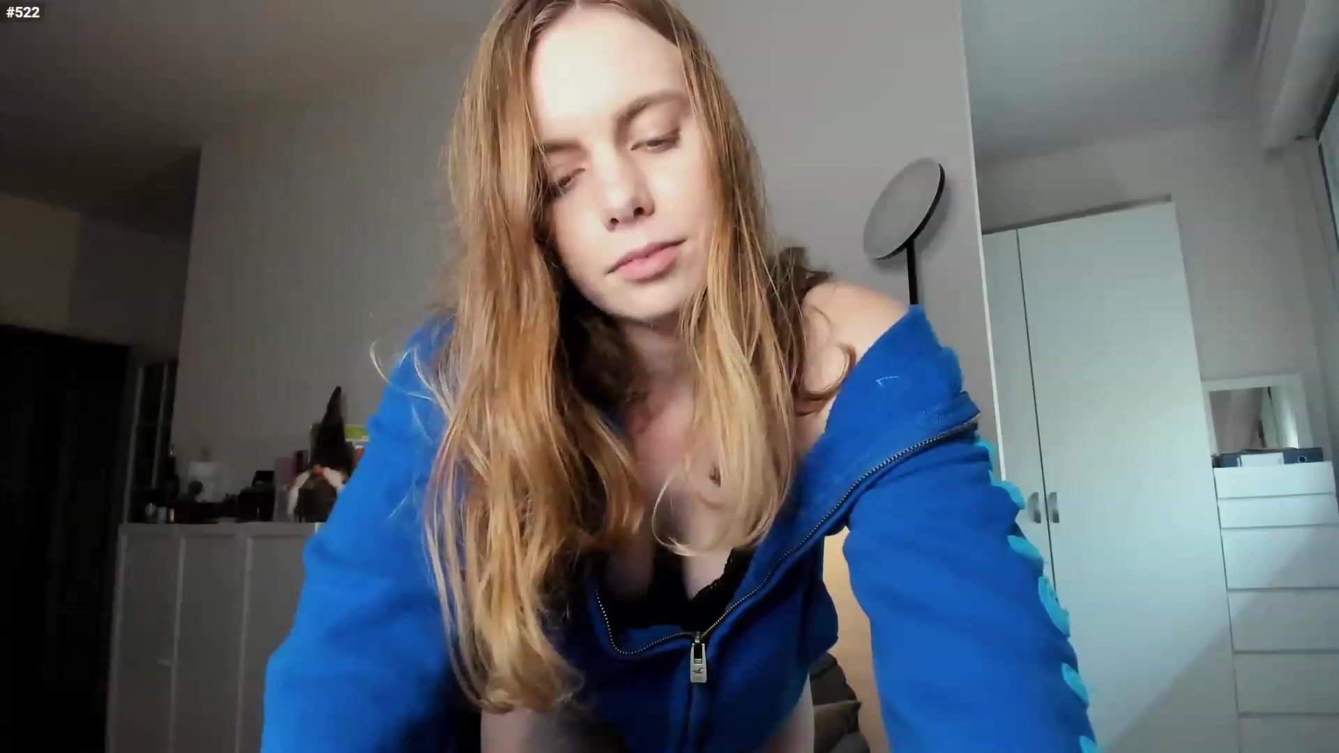 Gallery image thumbnail from Personage's myfreecams stream on, 01/19/2023, 14:01 image 14 of 20