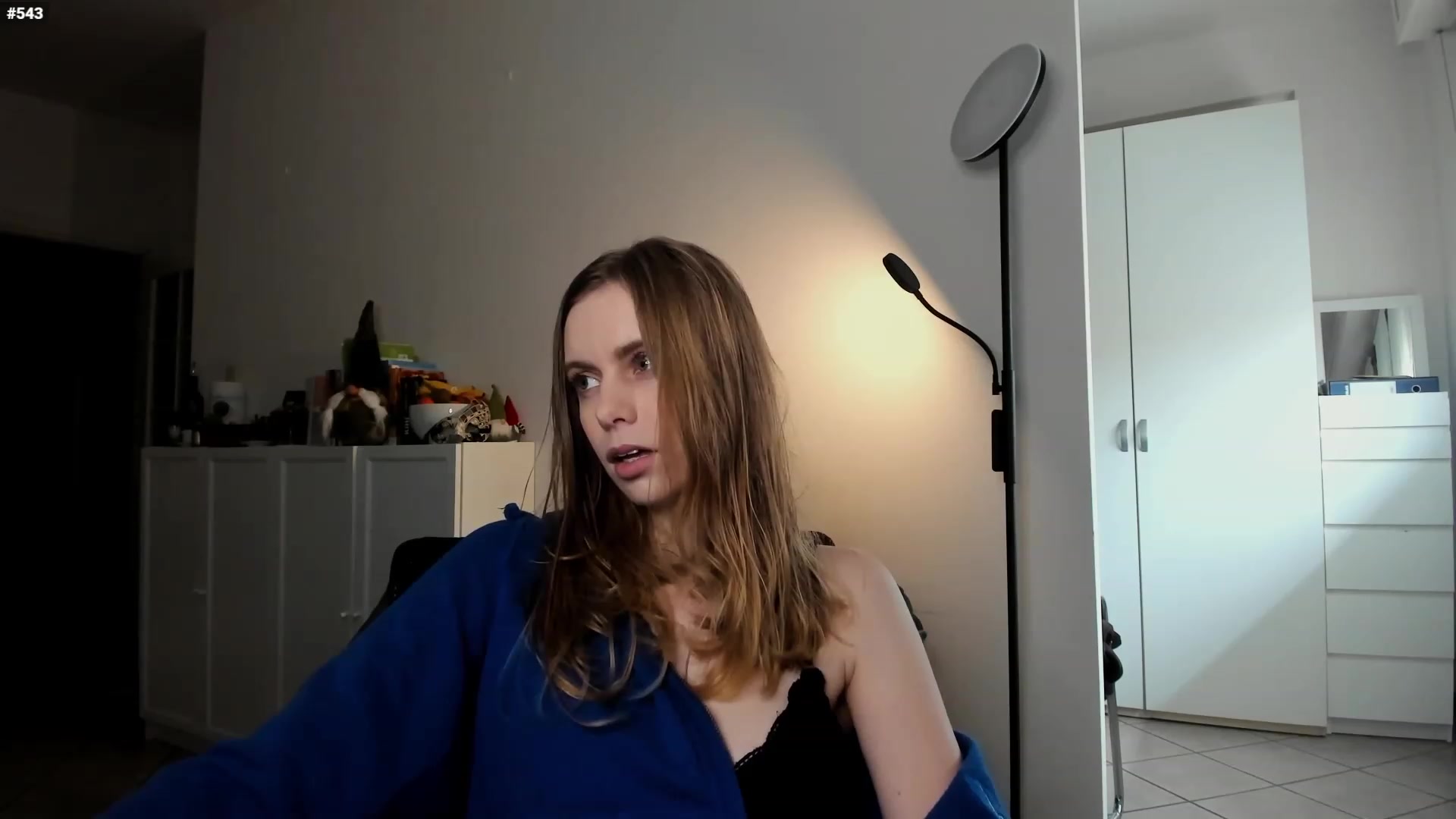 Gallery image thumbnail from Personage's myfreecams stream on, 01/19/2023, 14:01 image 8 of 20