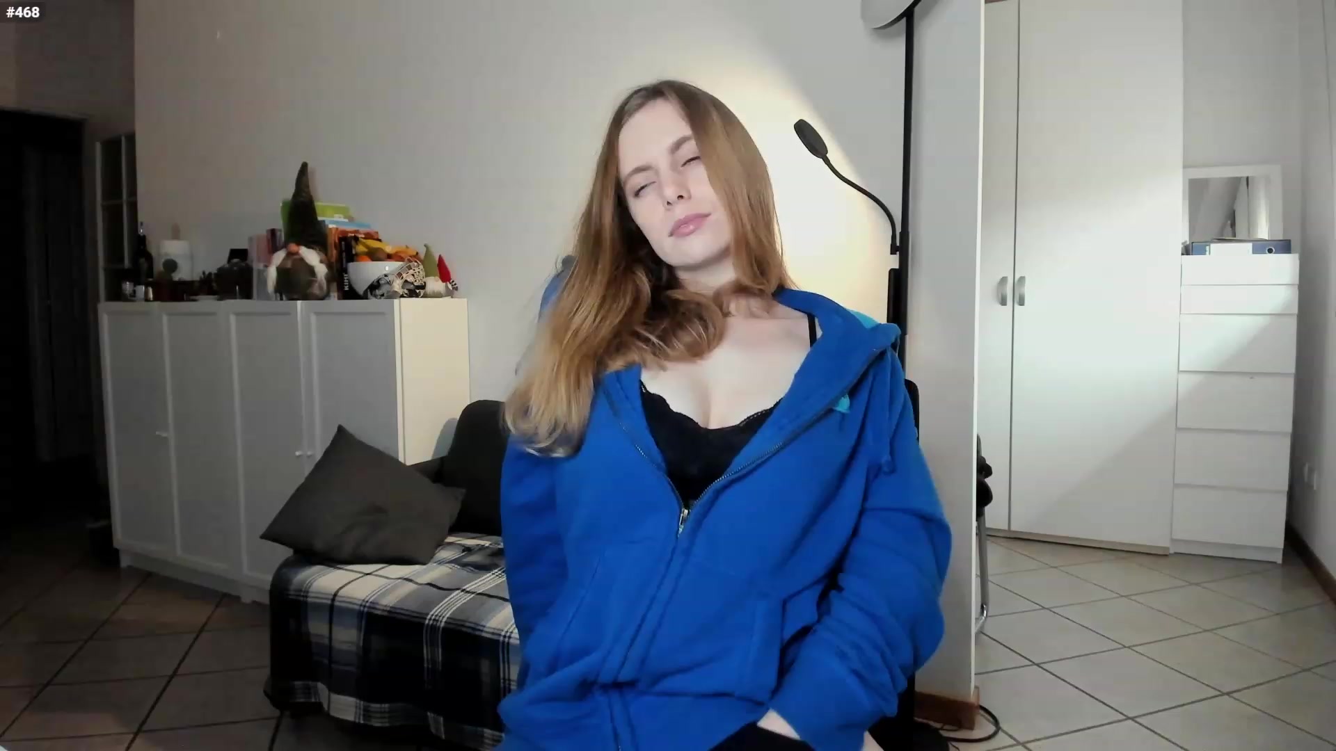 Gallery image thumbnail from Personage's myfreecams stream on, 01/19/2023, 15:15 image 16 of 20