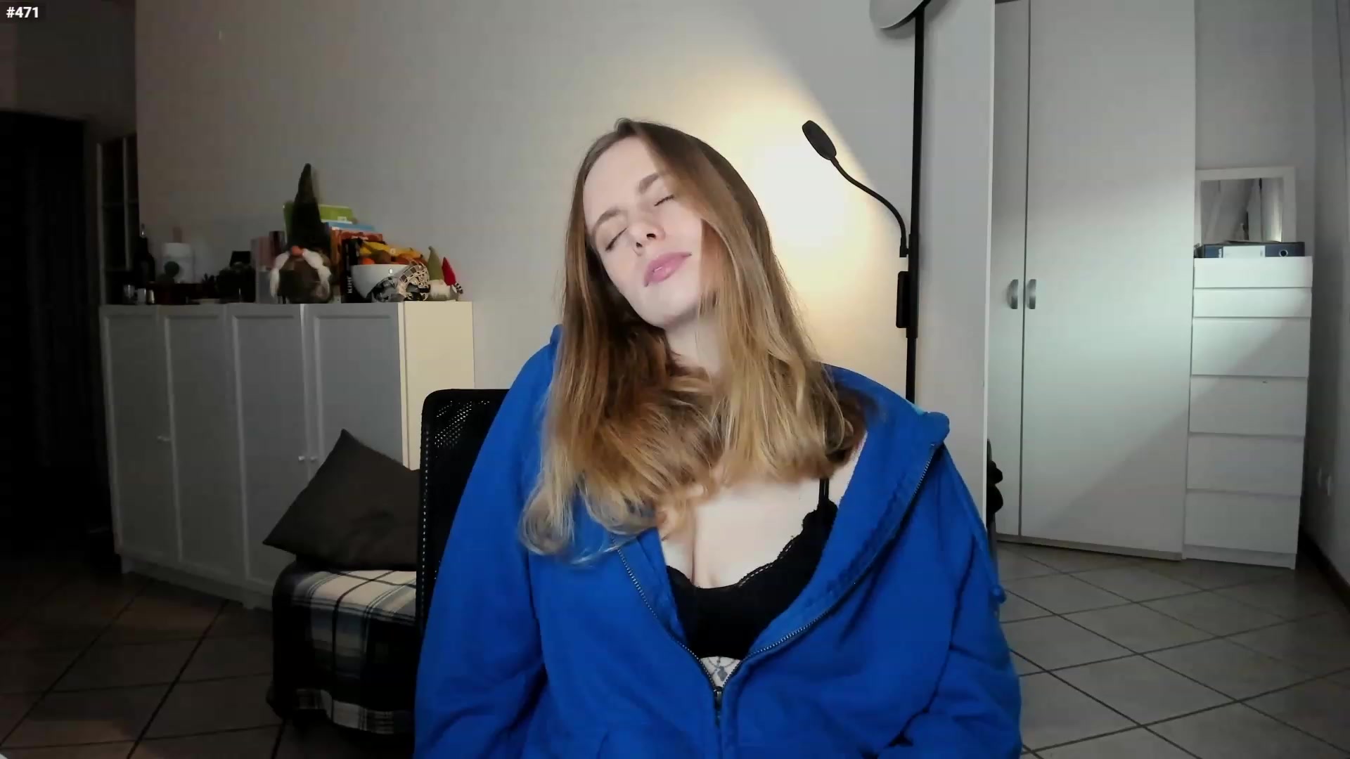 Gallery image thumbnail from Personage's myfreecams stream on, 01/19/2023, 15:15 image 13 of 20