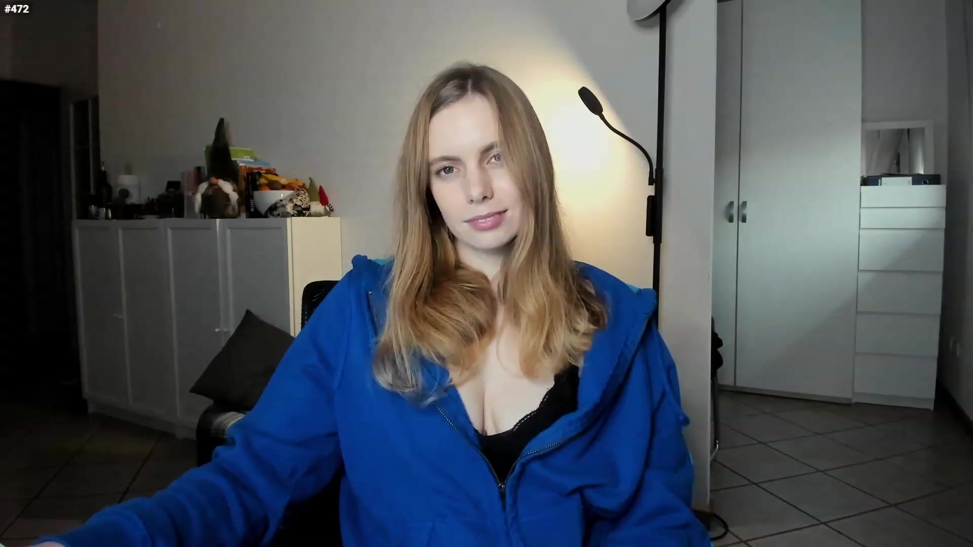 Gallery image thumbnail from Personage's myfreecams stream on, 01/19/2023, 15:15 image 11 of 20