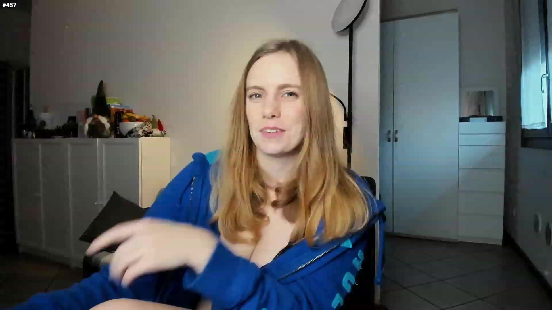 Gallery image thumbnail from Personage's myfreecams stream on, 01/19/2023, 16:14 image 10 of 20