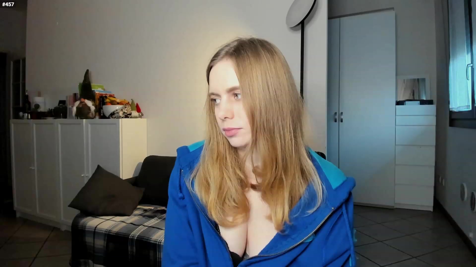 Gallery image thumbnail from Personage's myfreecams stream on, 01/19/2023, 16:14 image 13 of 20