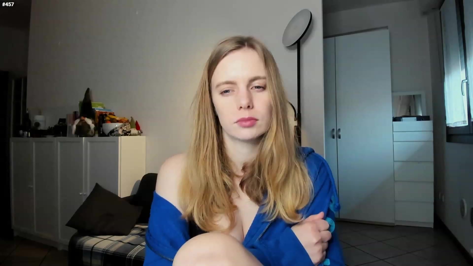 Gallery image thumbnail from Personage's myfreecams stream on, 01/19/2023, 16:14 image 7 of 20