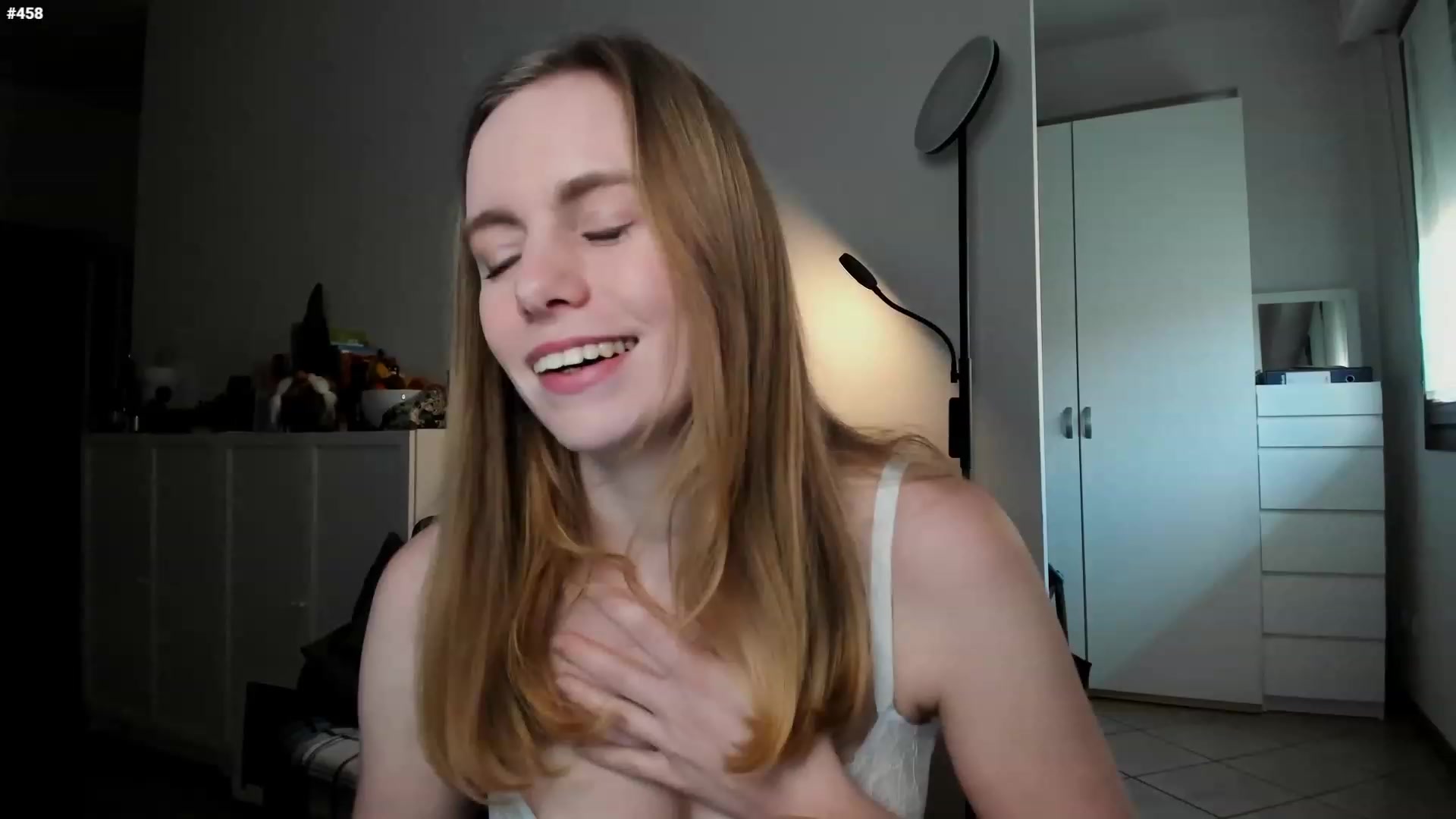 Gallery image thumbnail from Personage's myfreecams stream on, 01/20/2023, 16:08 image 2 of 20
