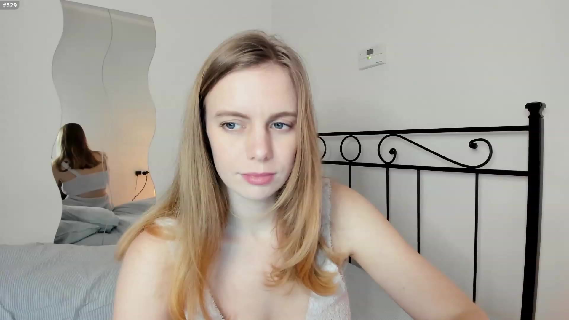 Gallery image thumbnail from Personage's myfreecams stream on, 01/22/2023, 16:43 image 5 of 20