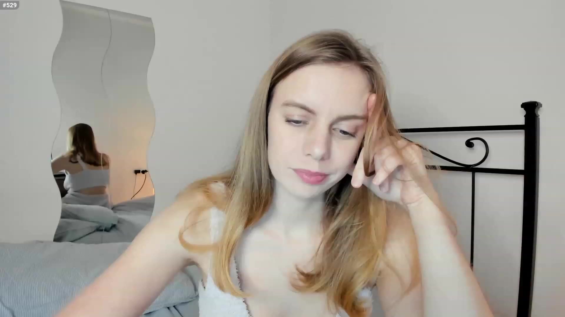 Gallery image thumbnail from Personage's myfreecams stream on, 01/22/2023, 16:43 image 3 of 20