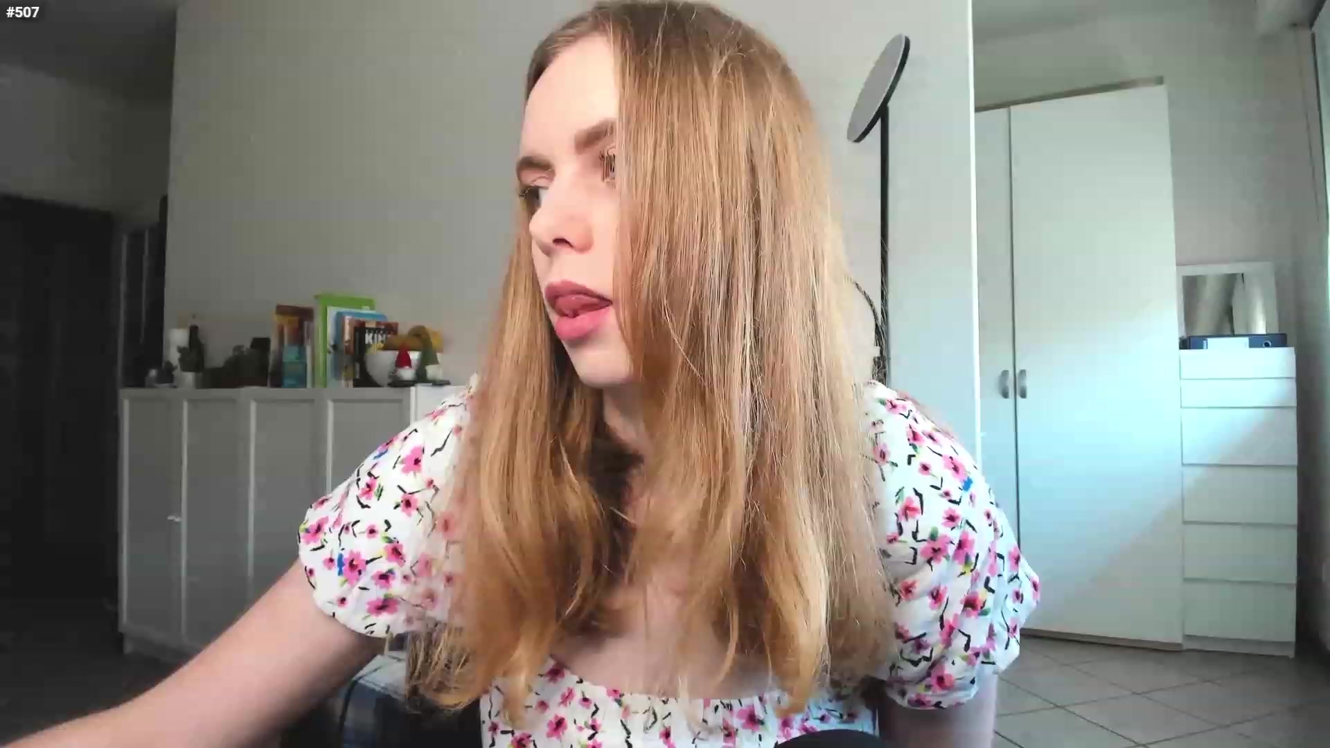 Gallery image thumbnail from Personage's myfreecams stream on, 01/31/2023, 15:03 image 9 of 20