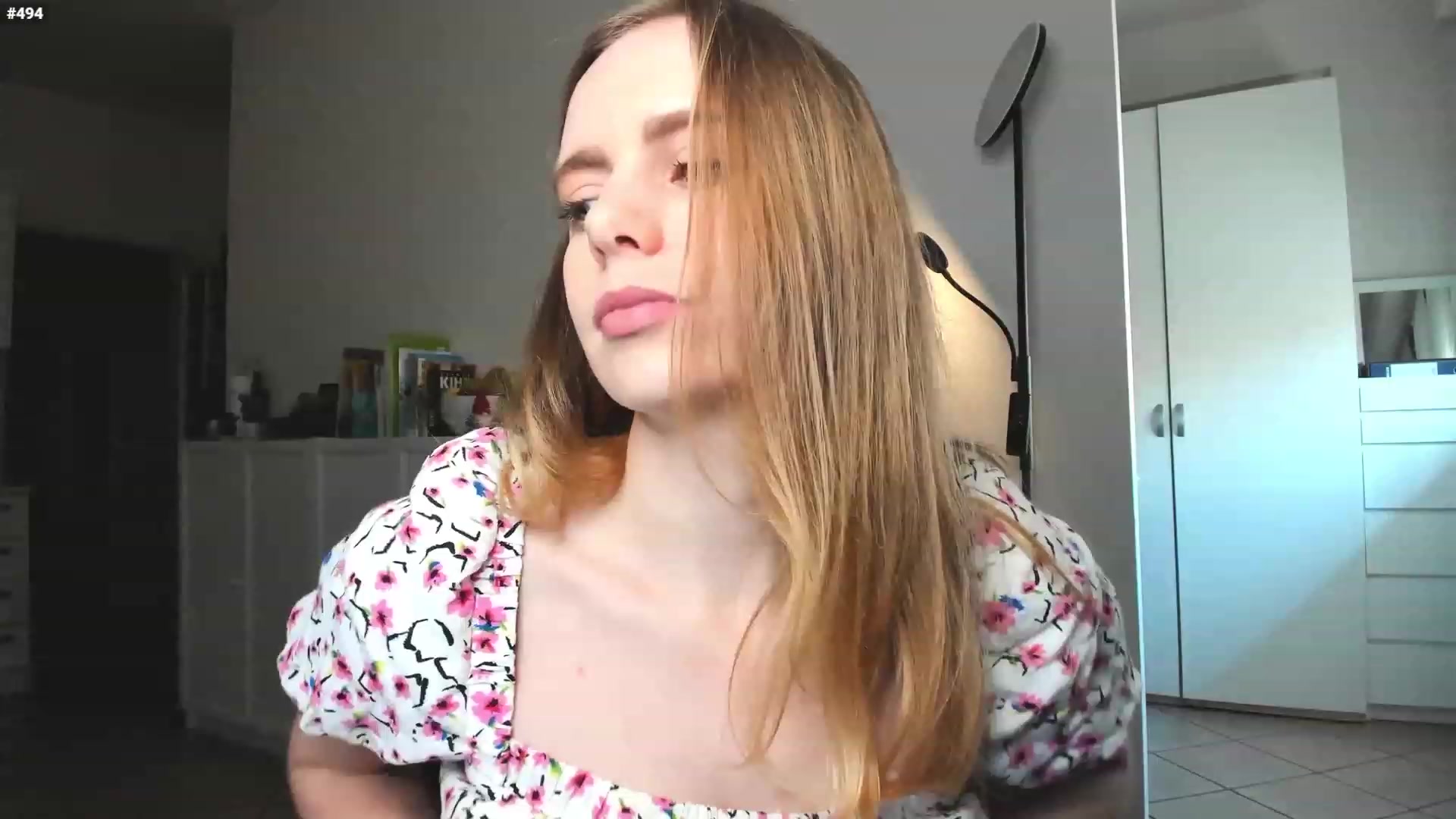 Gallery image thumbnail from Personage's myfreecams stream on, 01/31/2023, 15:03 image 17 of 20