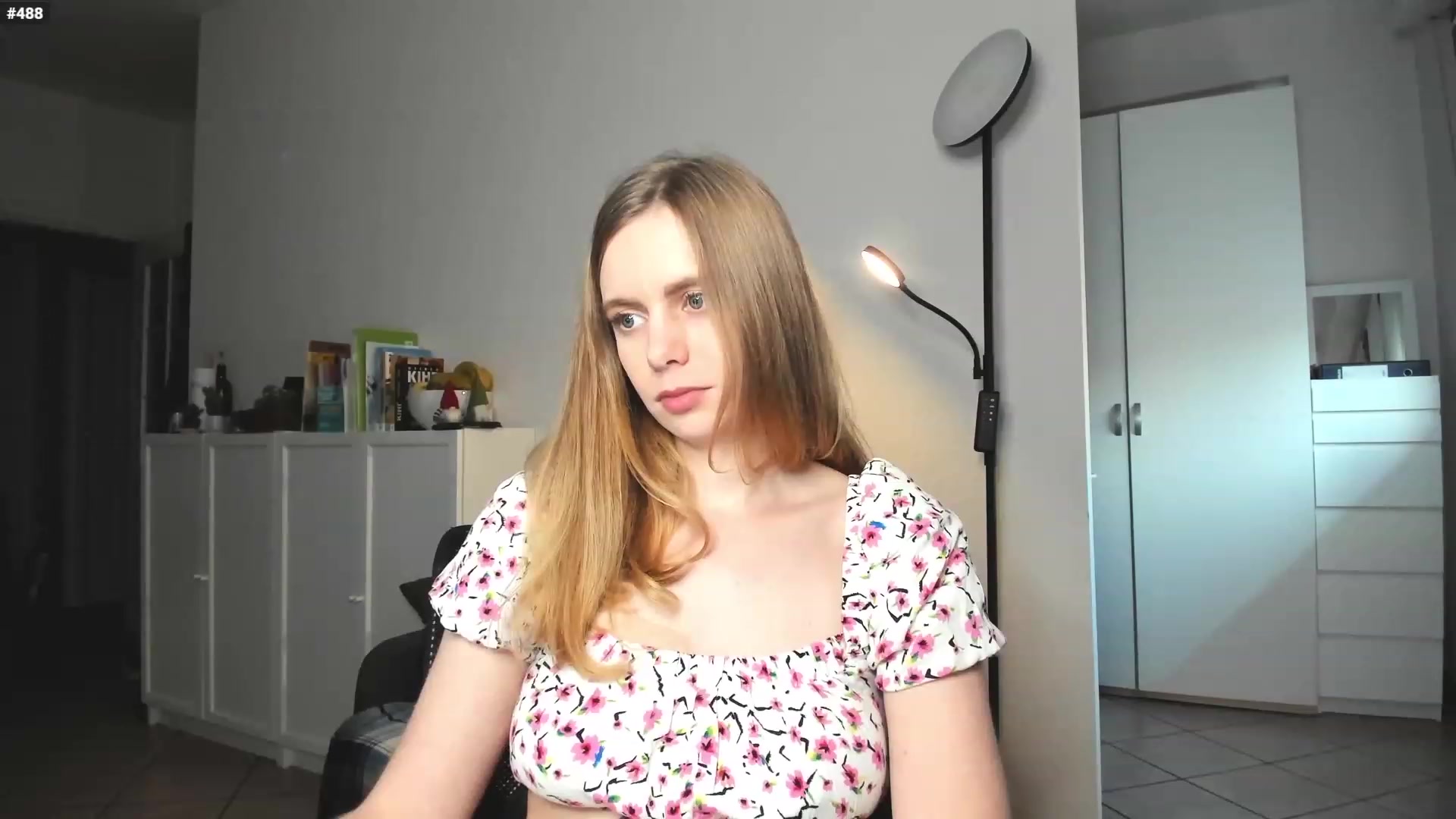 Gallery image thumbnail from Personage's myfreecams stream on, 01/31/2023, 16:12 image 3 of 20
