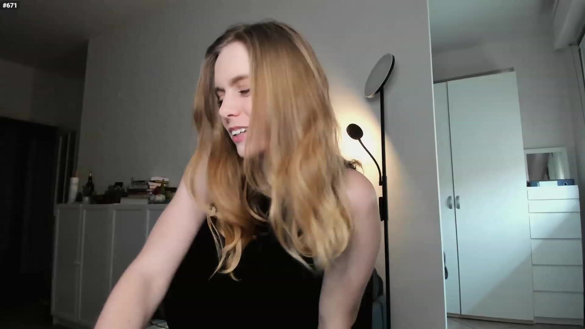 Gallery image thumbnail from Personage's myfreecams stream on, 02/03/2023, 16:13 image 6 of 20