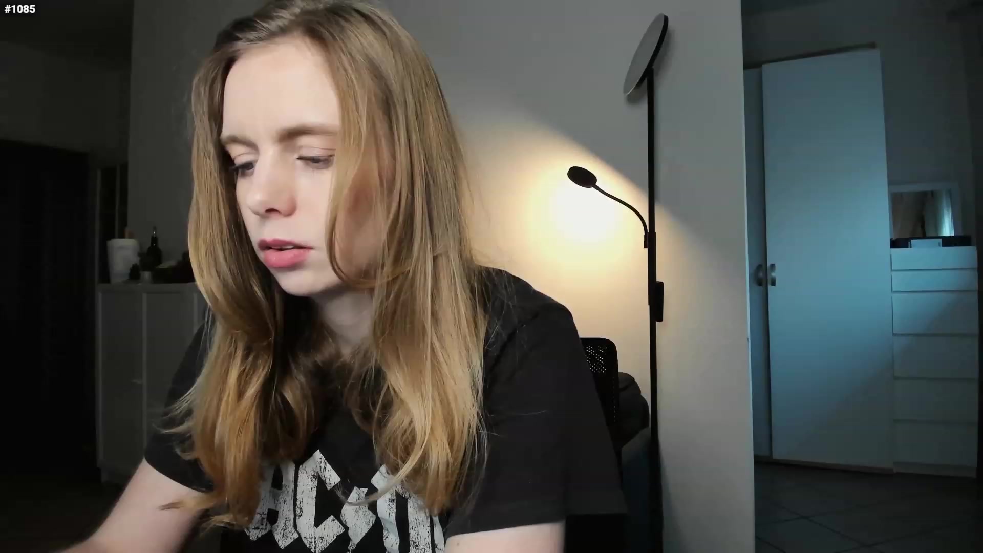 Gallery image thumbnail from Personage's myfreecams stream on, 02/05/2023, 16:27 image 1 of 20