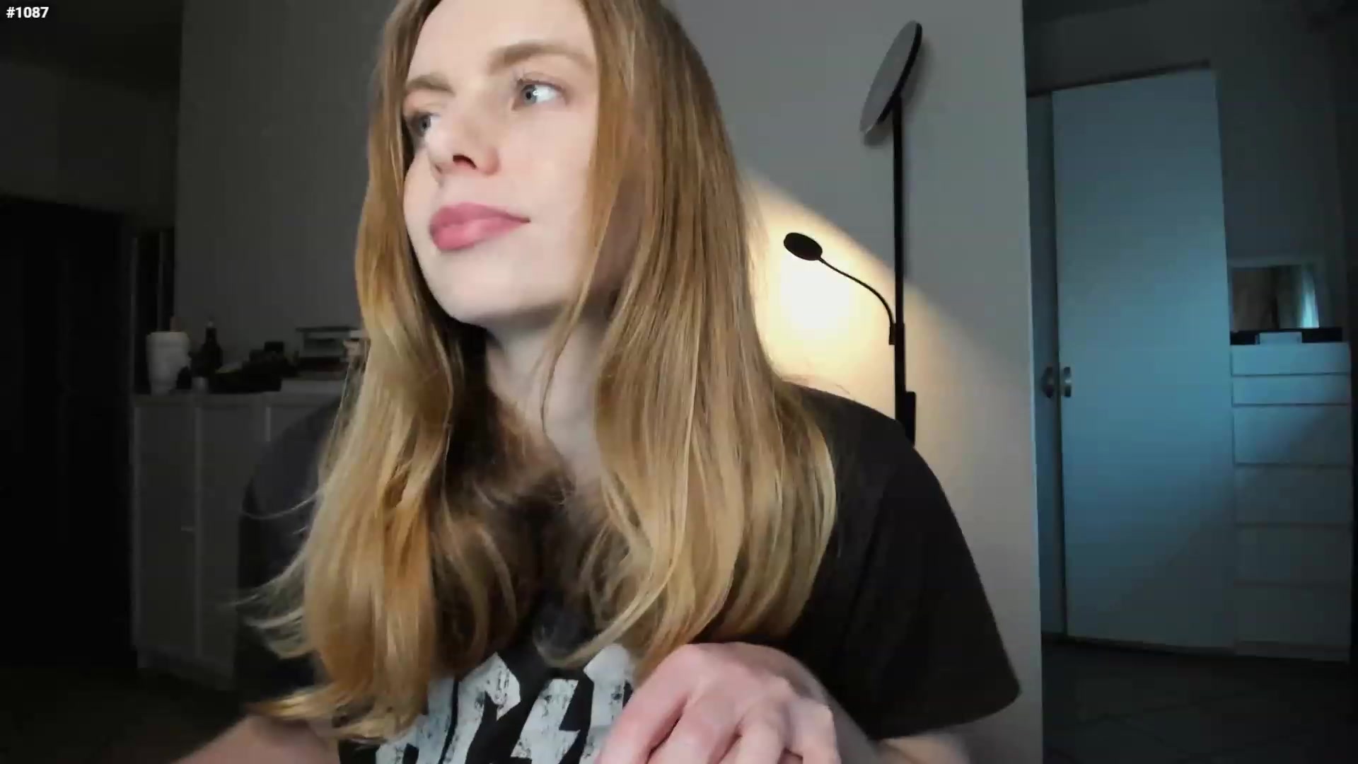 Gallery image thumbnail from Personage's myfreecams stream on, 02/05/2023, 16:27 image 9 of 20