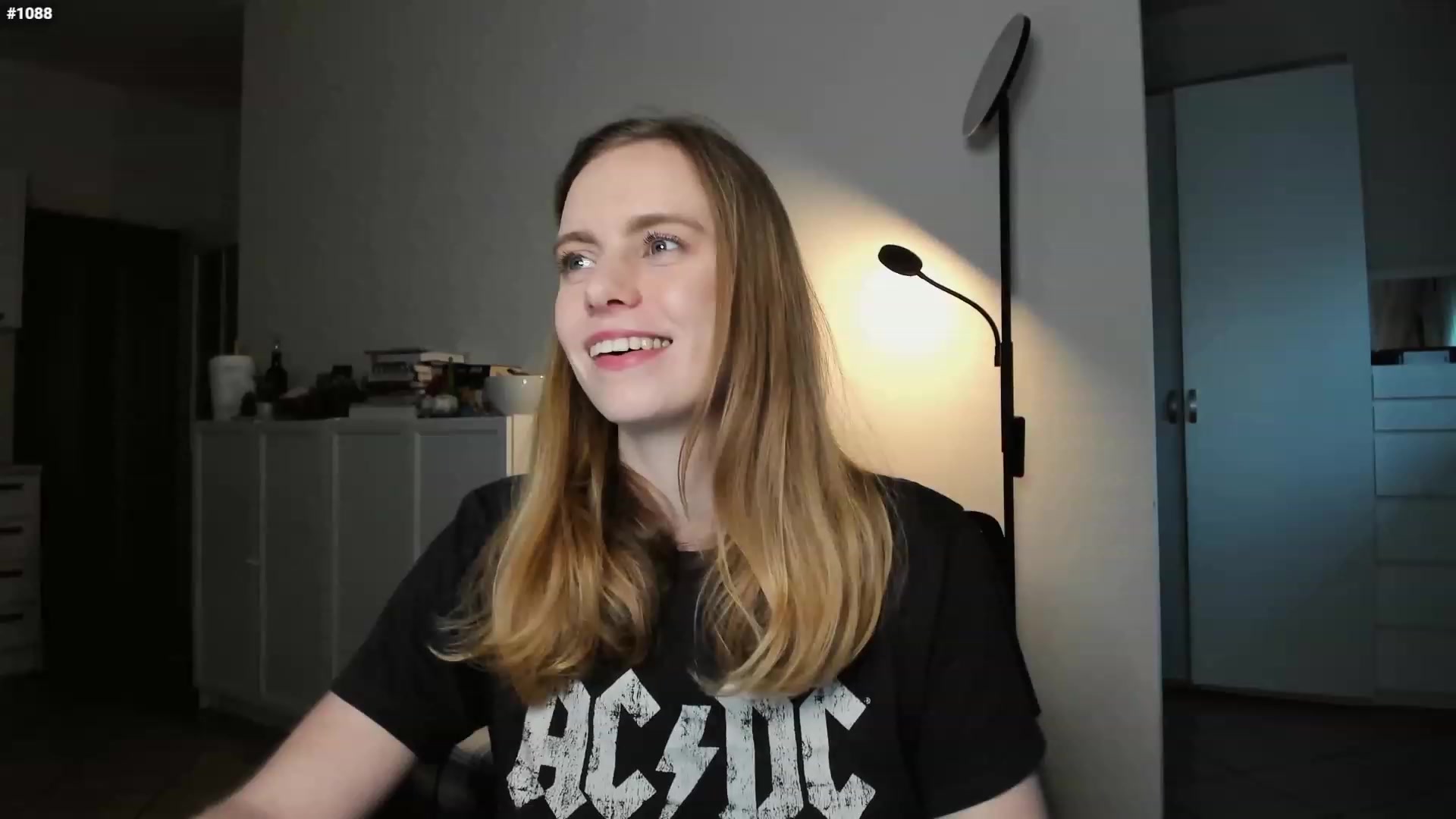 Gallery image thumbnail from Personage's myfreecams stream on, 02/05/2023, 16:27 image 20 of 20