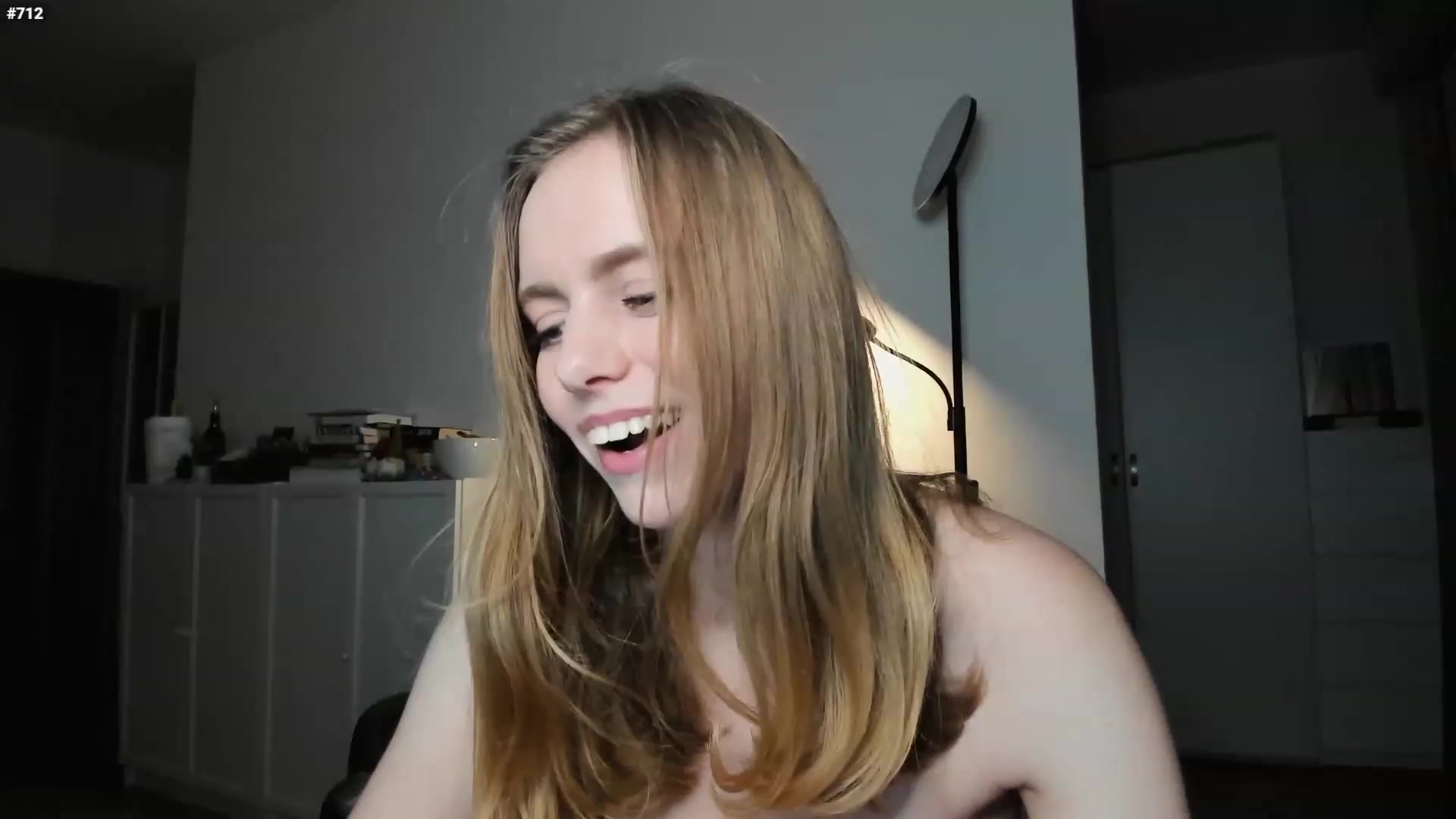 Gallery image thumbnail from Personage's myfreecams stream on, 02/05/2023, 17:51 image 11 of 20