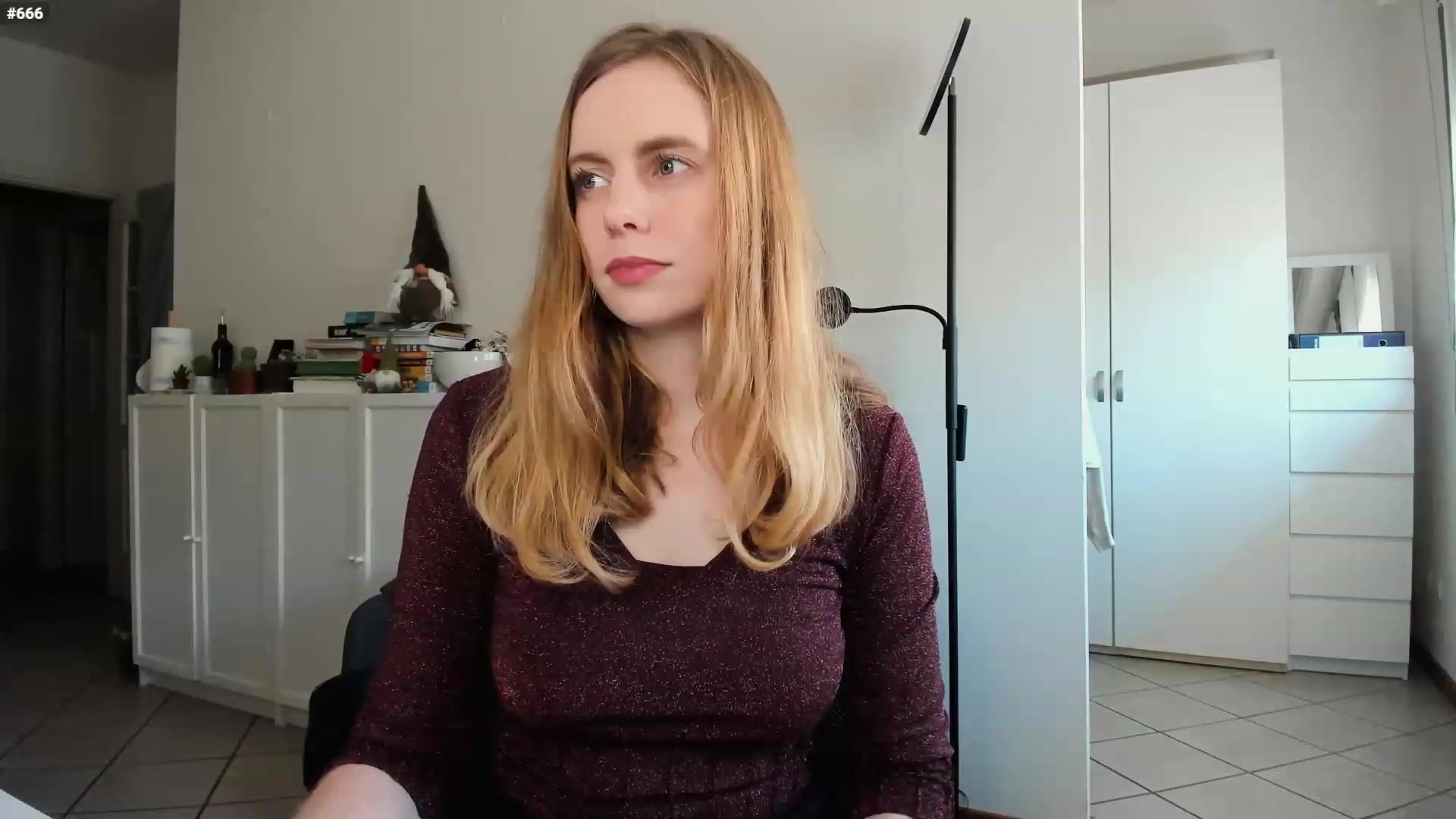 Gallery image thumbnail from Personage's myfreecams stream on, 02/06/2023, 14:40 image 10 of 20