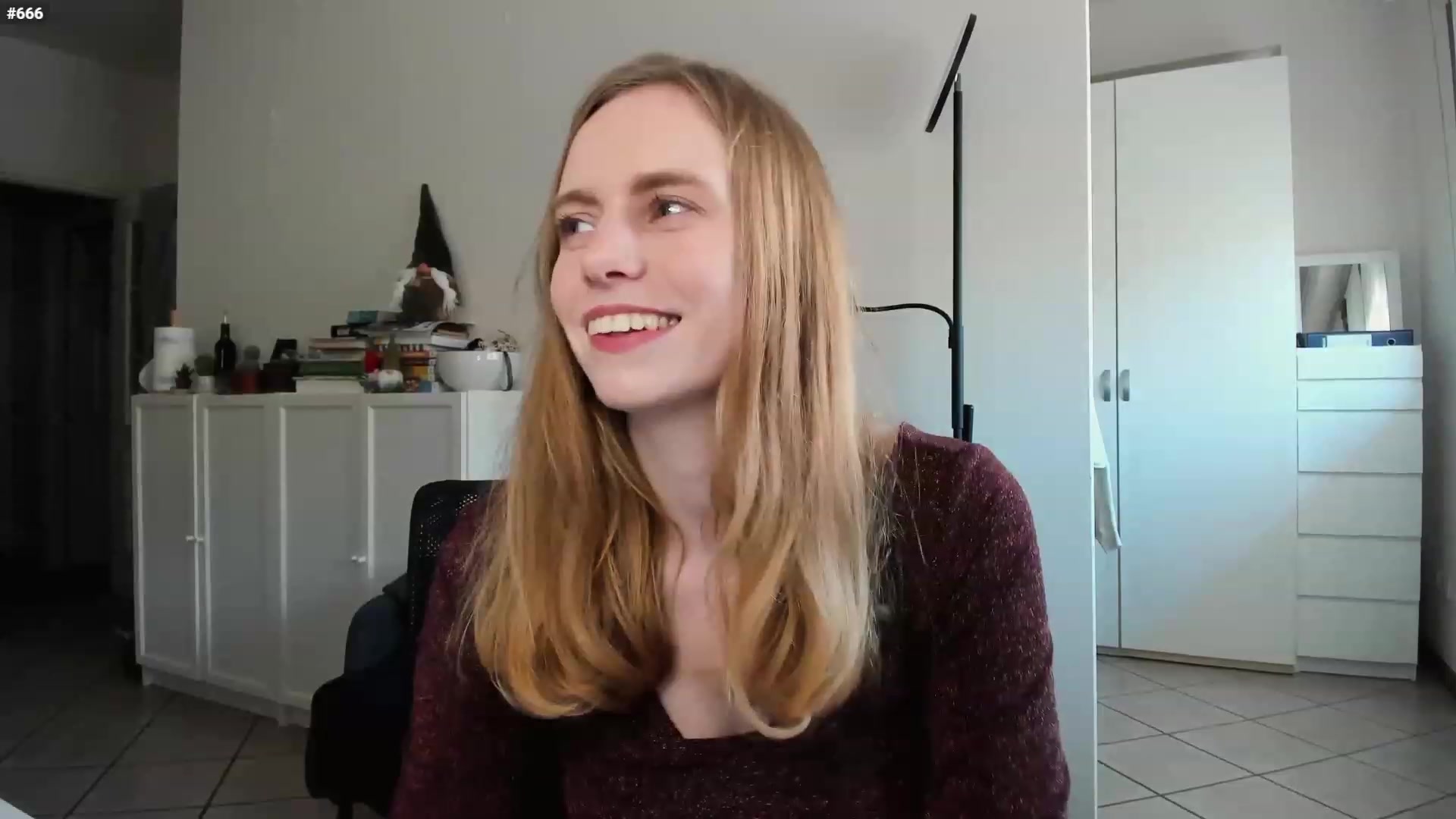 Gallery image thumbnail from Personage's myfreecams stream on, 02/06/2023, 14:40 image 13 of 20