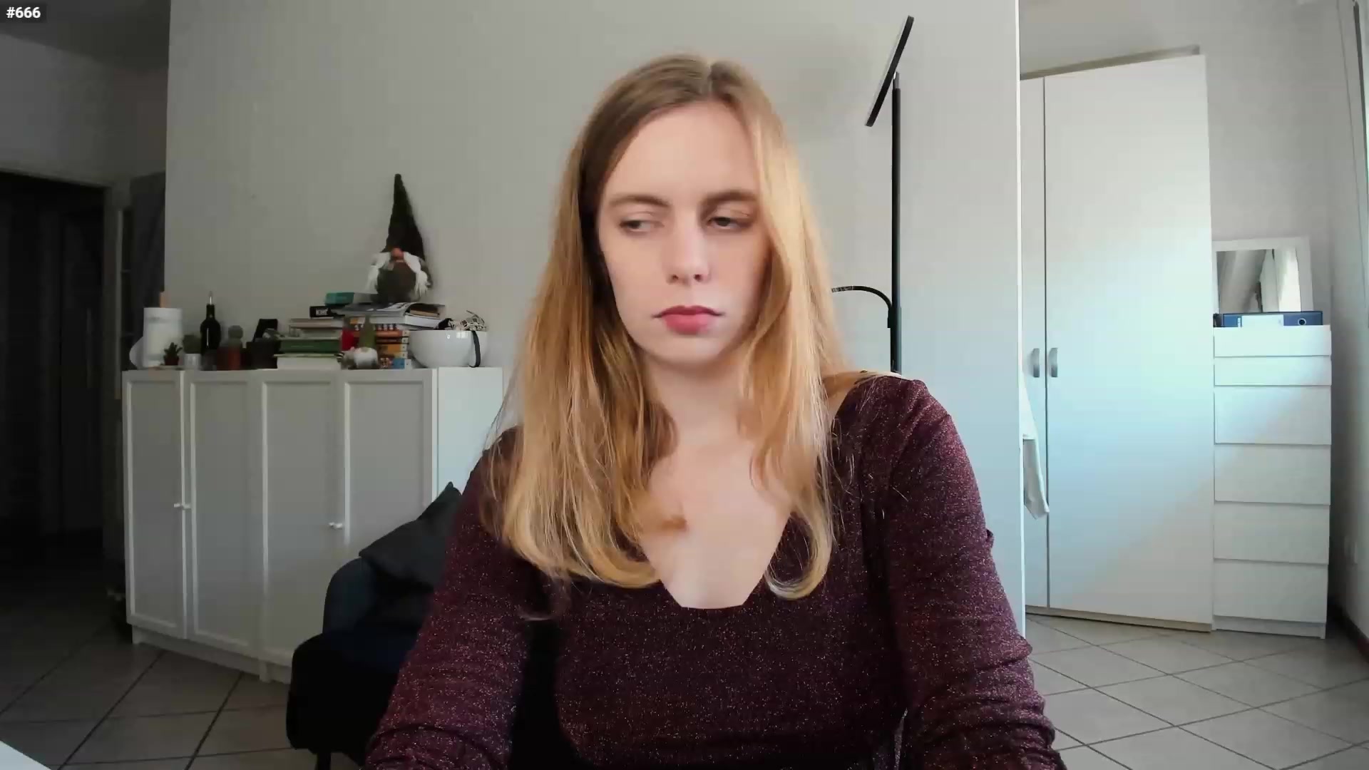 Gallery image thumbnail from Personage's myfreecams stream on, 02/06/2023, 14:40 image 5 of 20