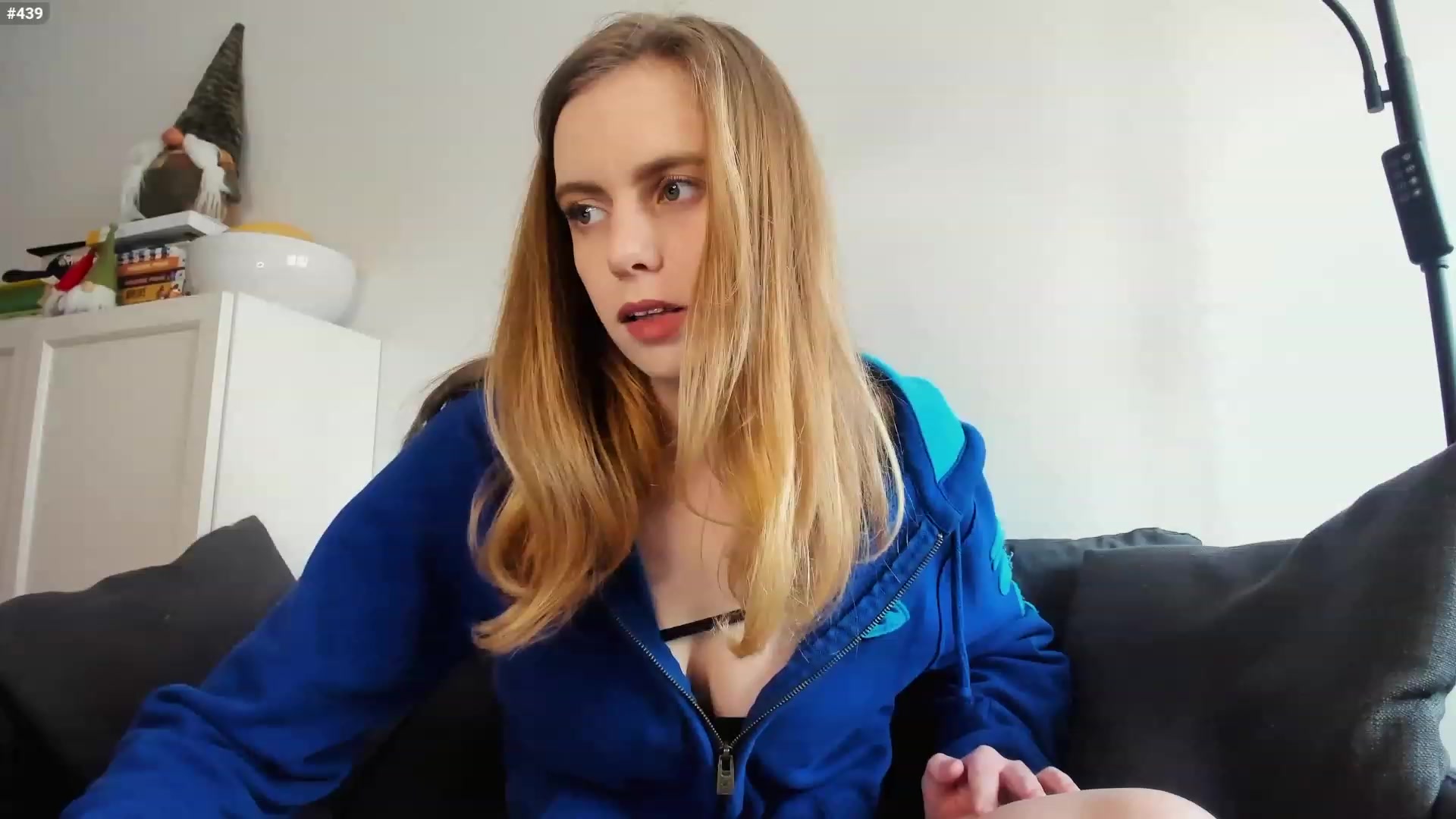 Gallery image thumbnail from Personage's myfreecams stream on, 02/17/2023, 15:04 image 4 of 20