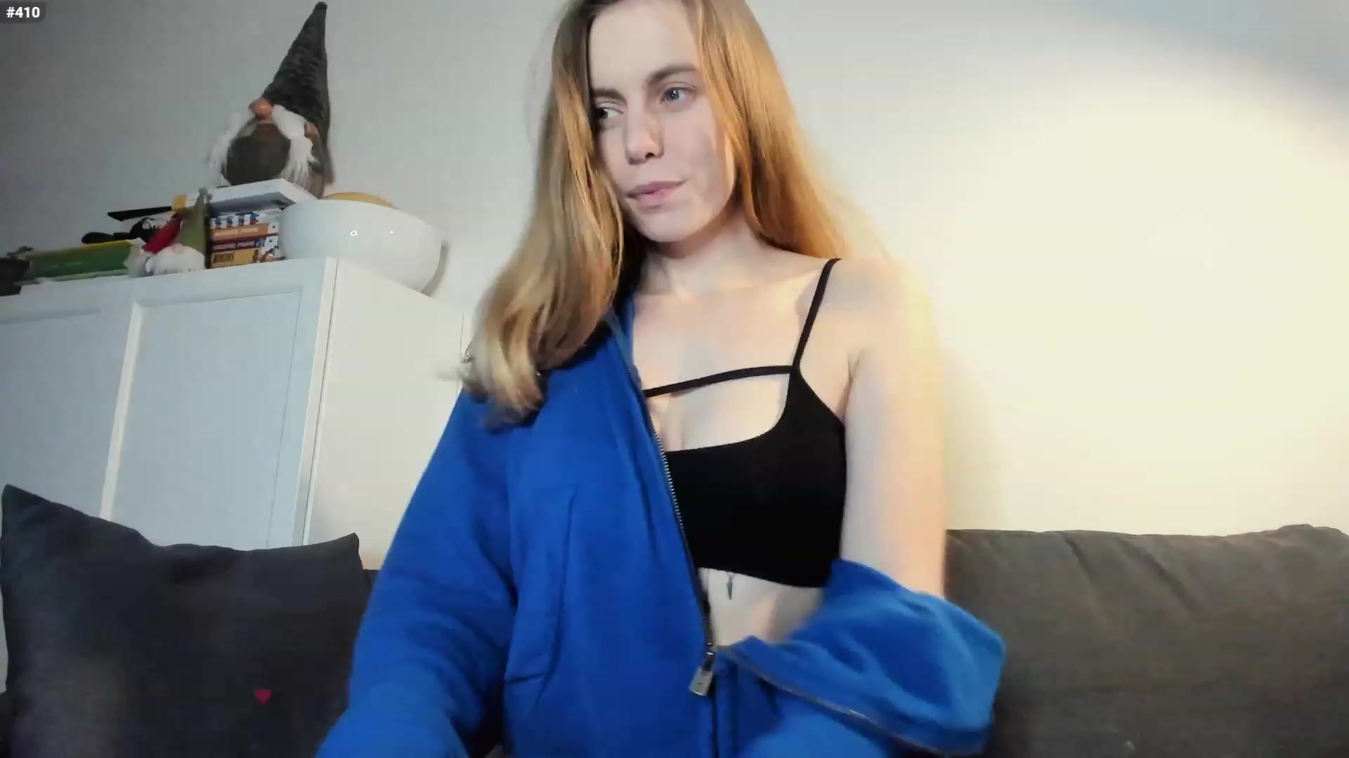 Gallery image thumbnail from Personage's myfreecams stream on, 02/17/2023, 16:28 image 2 of 20