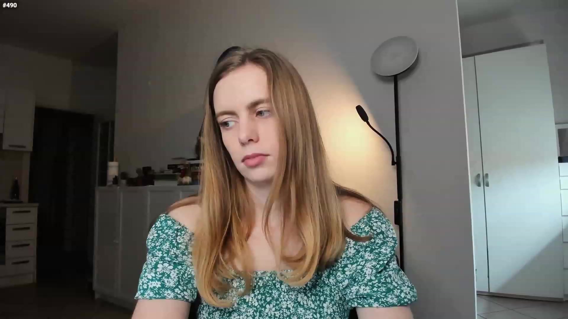 Gallery image thumbnail from Personage's myfreecams stream on, 02/19/2023, 14:36 image 18 of 20