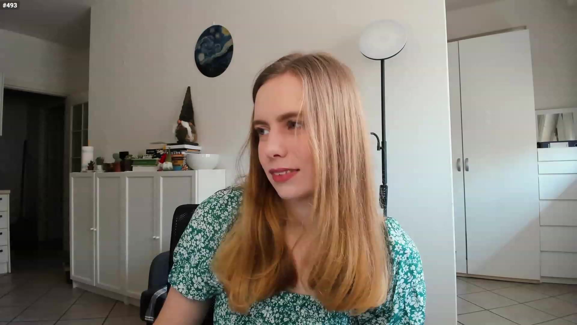 Gallery image thumbnail from Personage's myfreecams stream on, 02/19/2023, 14:36 image 6 of 20