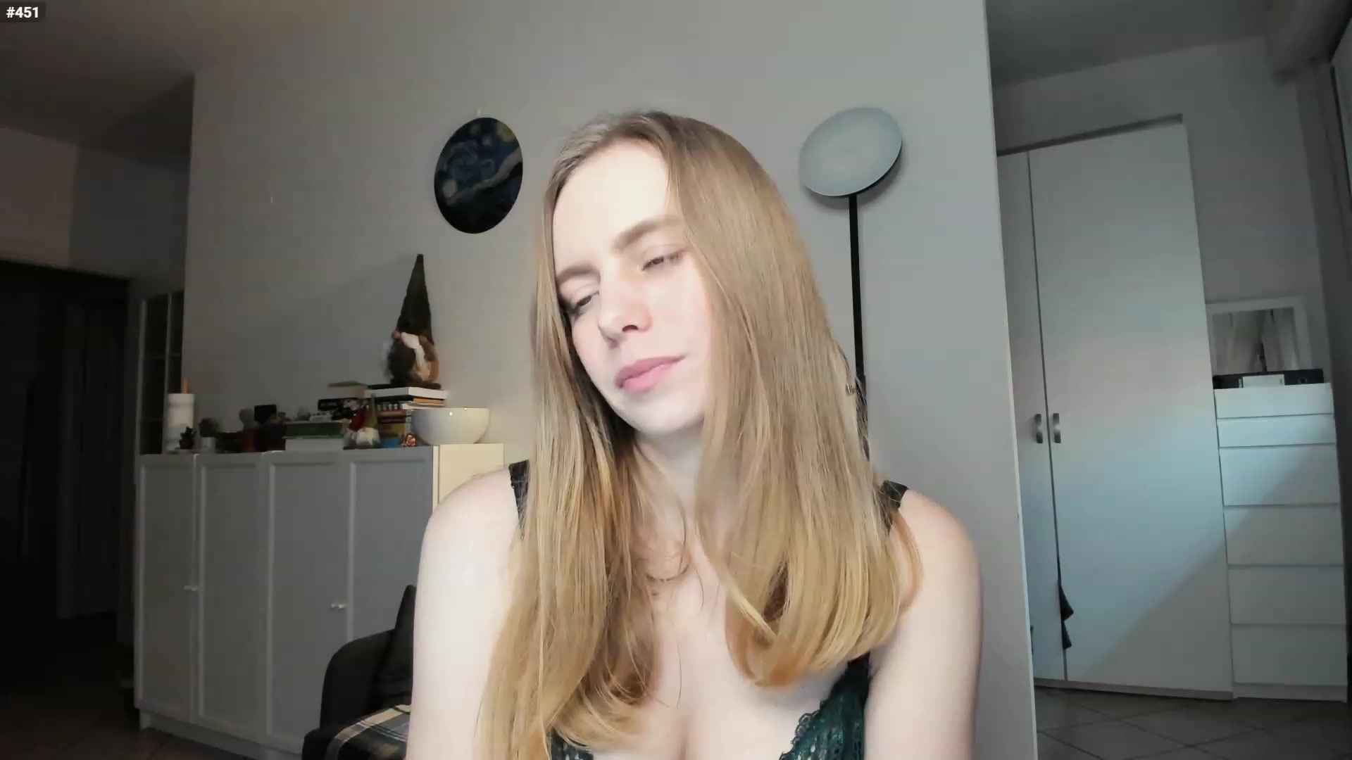 Gallery image thumbnail from Personage's myfreecams stream on, 02/19/2023, 16:45 image 7 of 20