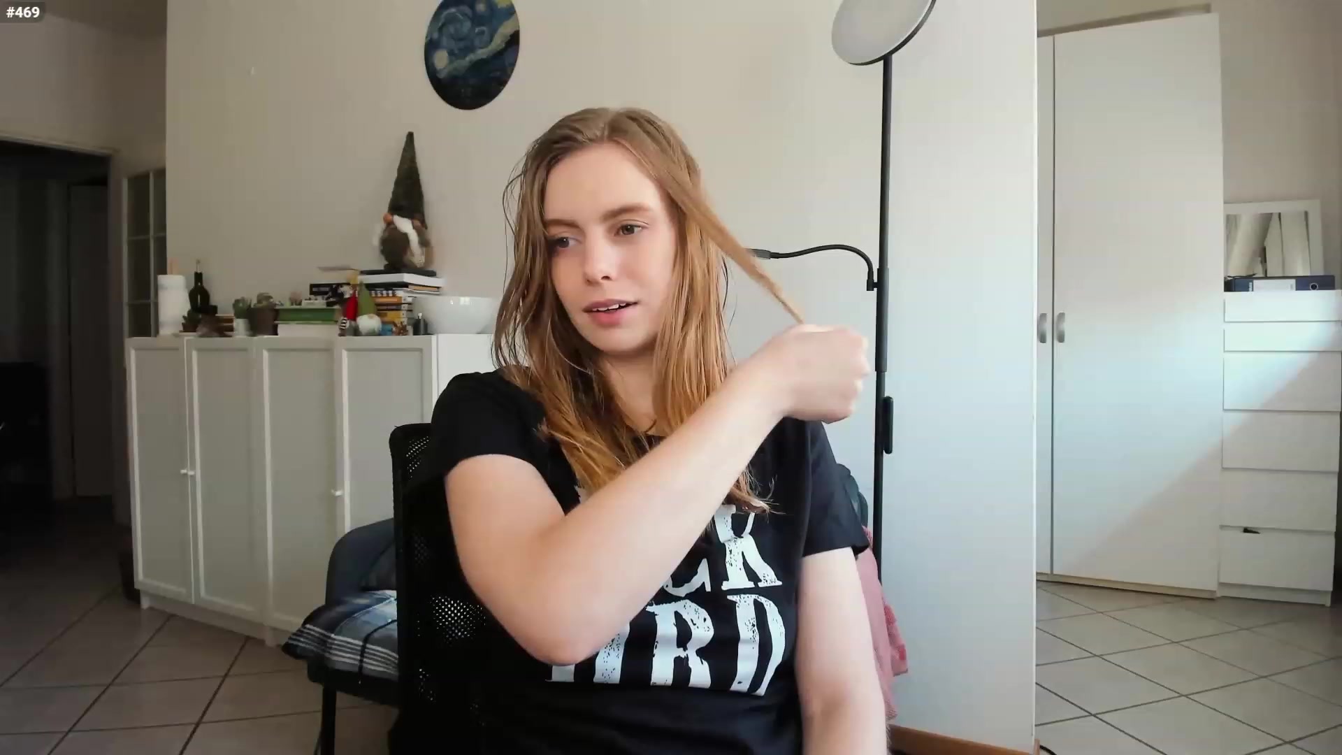 Gallery image thumbnail from Personage's myfreecams stream on, 02/20/2023, 13:46 image 15 of 20