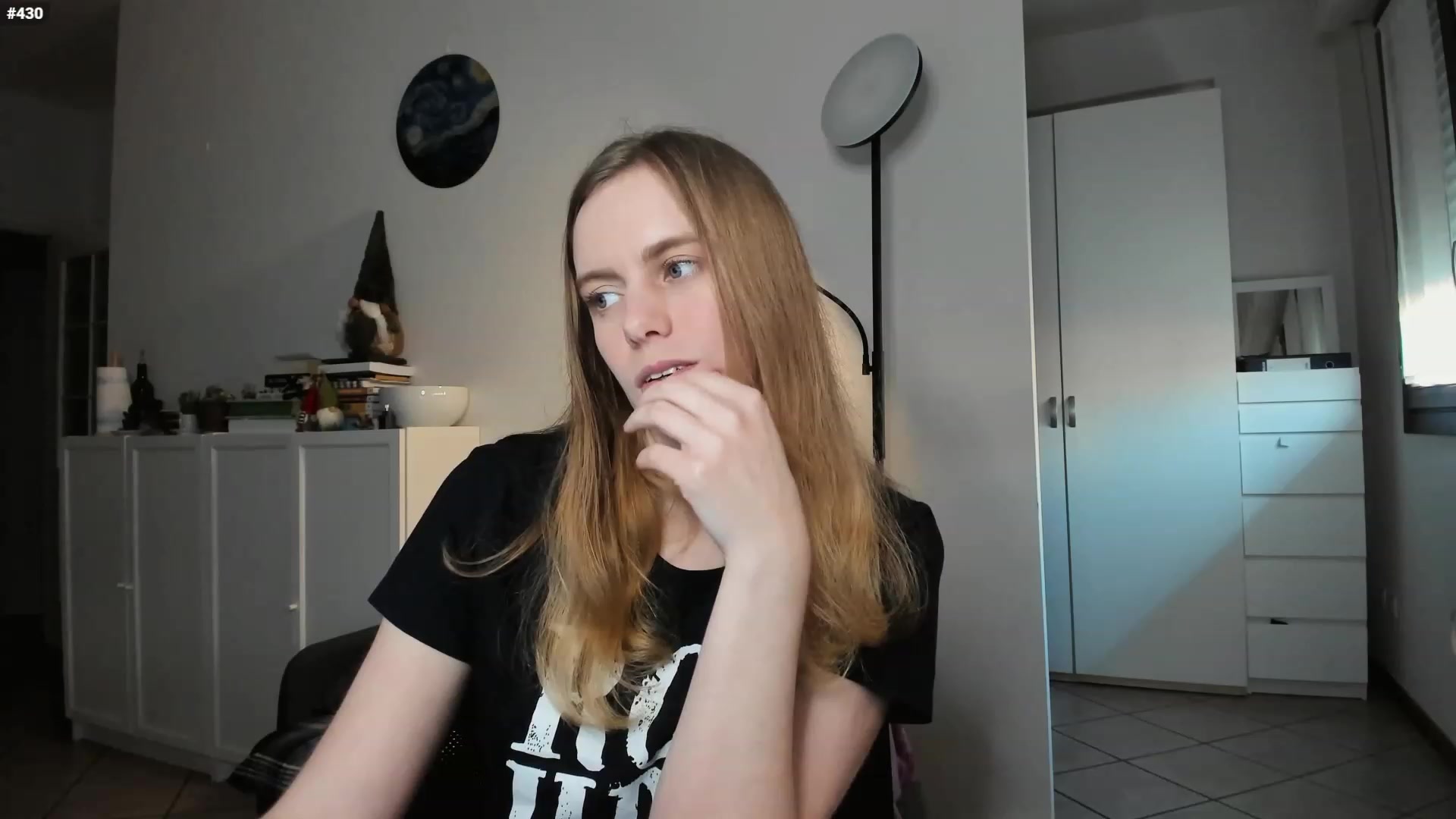 Gallery image thumbnail from Personage's myfreecams stream on, 02/20/2023, 17:00 image 4 of 20