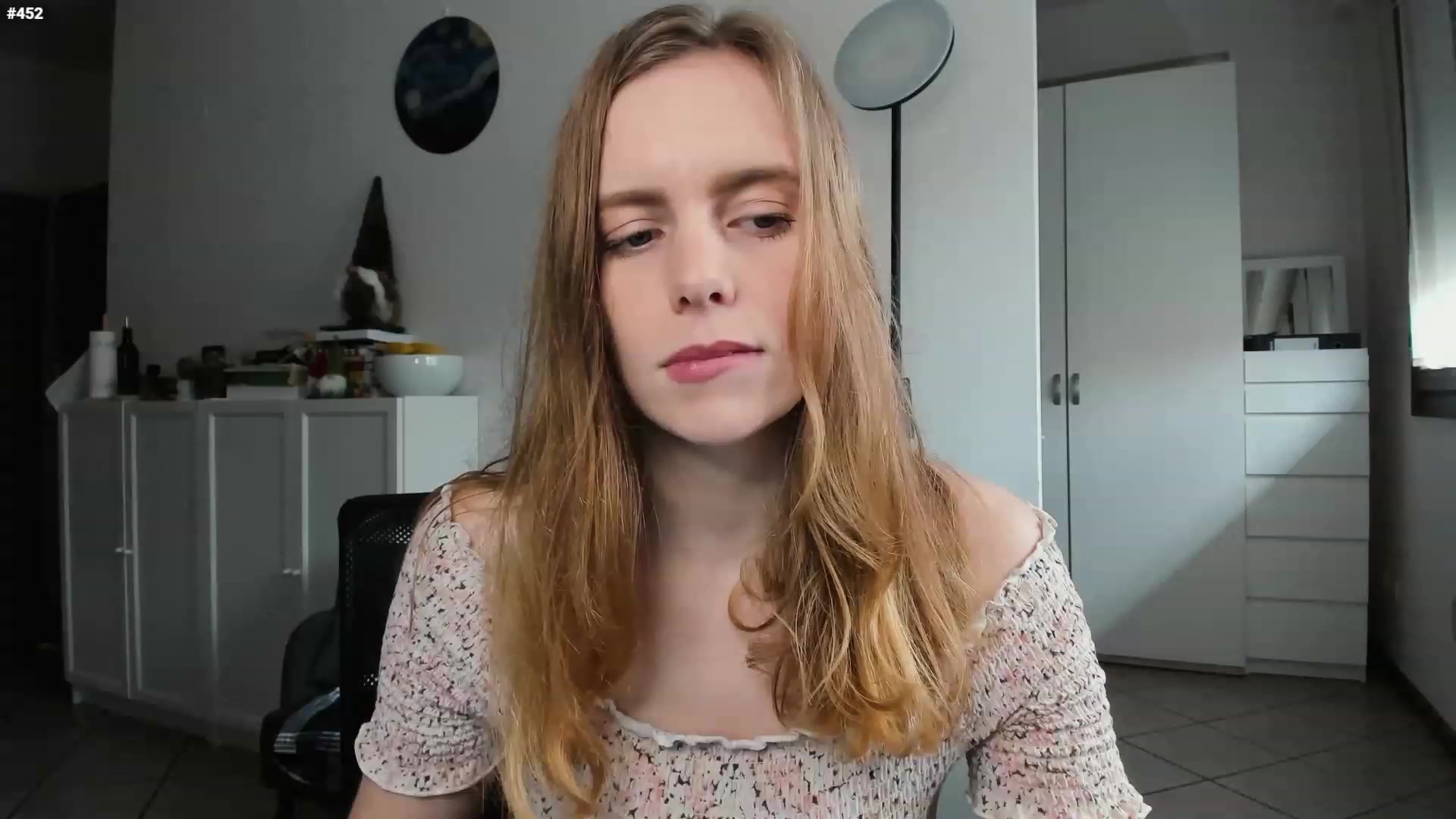 Gallery image thumbnail from Personage's myfreecams stream on, 02/22/2023, 14:02 image 4 of 20