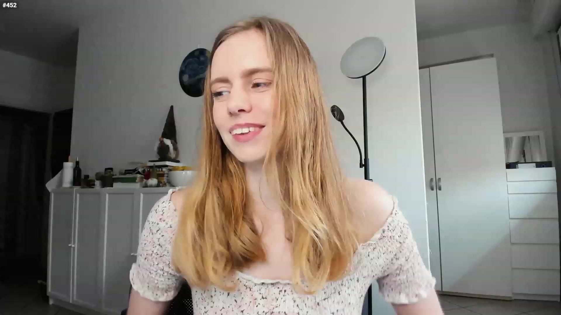 Gallery image thumbnail from Personage's myfreecams stream on, 02/22/2023, 14:02 image 12 of 20