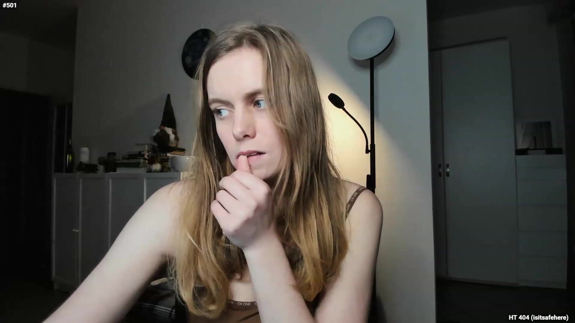 Gallery image thumbnail from Personage's myfreecams stream on, 02/26/2023, 18:42 image 12 of 20