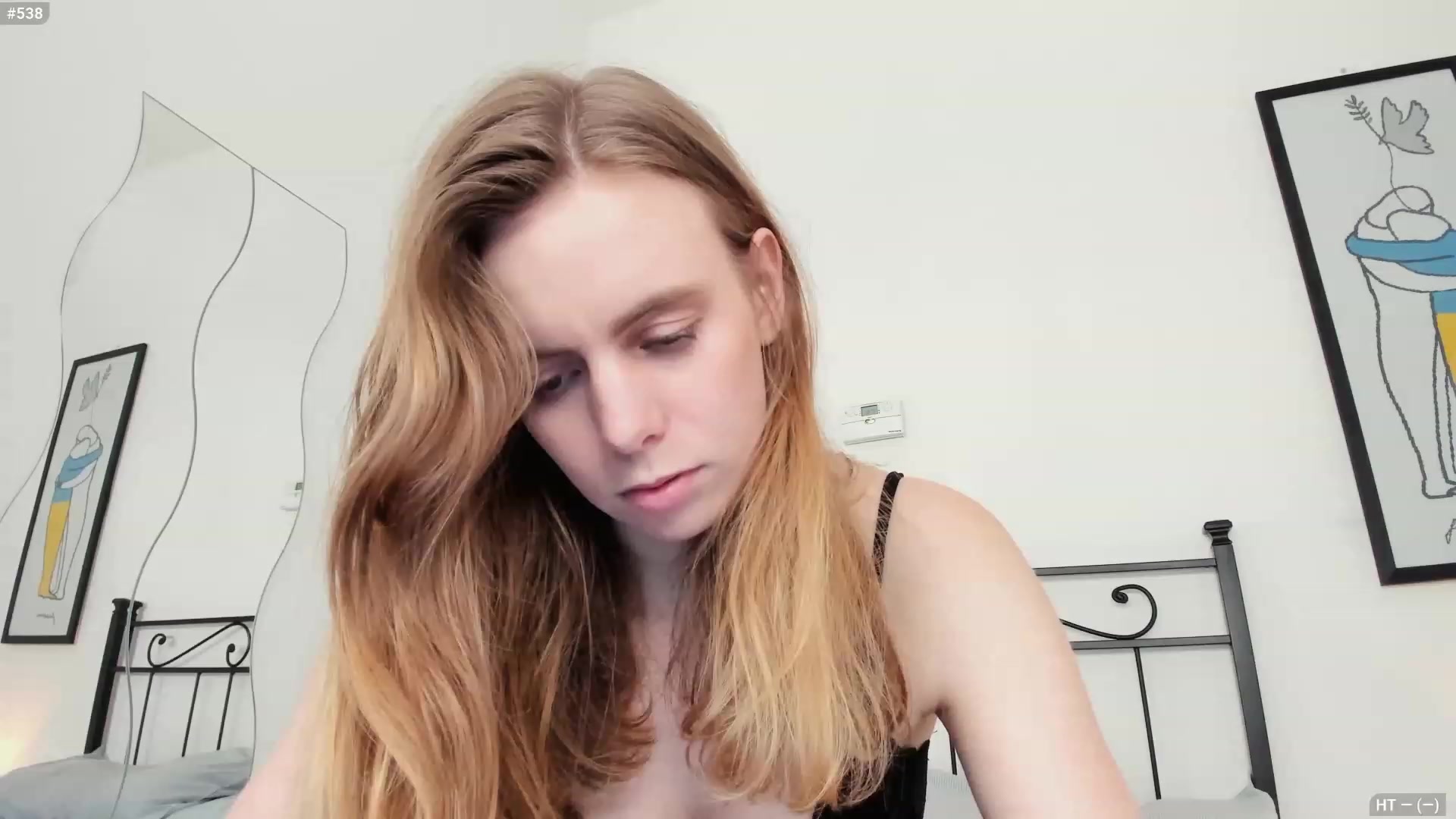 Gallery image thumbnail from Personage's myfreecams stream on, 02/28/2023, 15:18 image 3 of 20