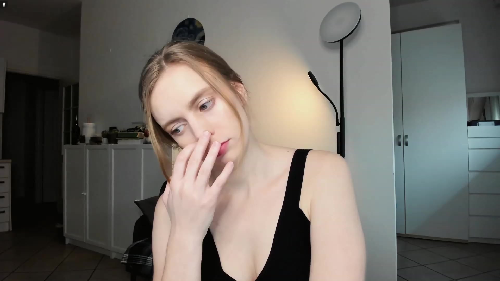 Gallery image thumbnail from Personage's myfreecams stream on, 03/01/2023, 16:26 image 1 of 20